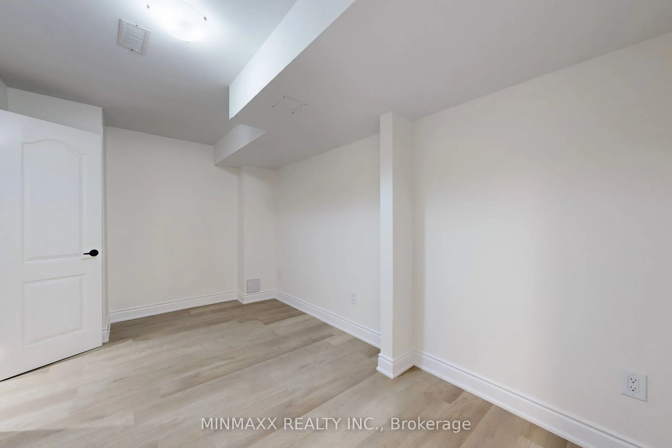 913 Rigo Crossing Street, #Basement