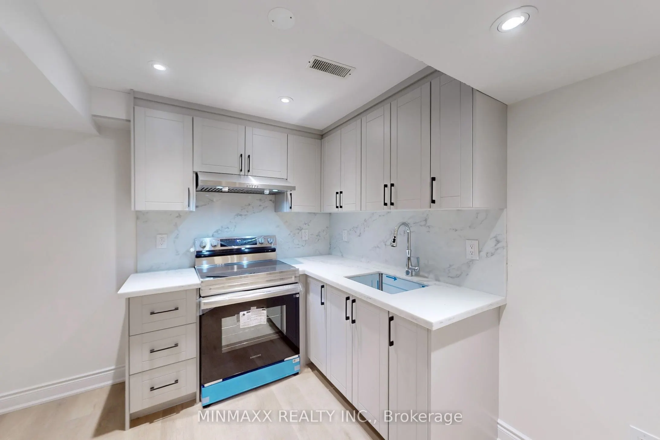913 Rigo Crossing Street, #Basement