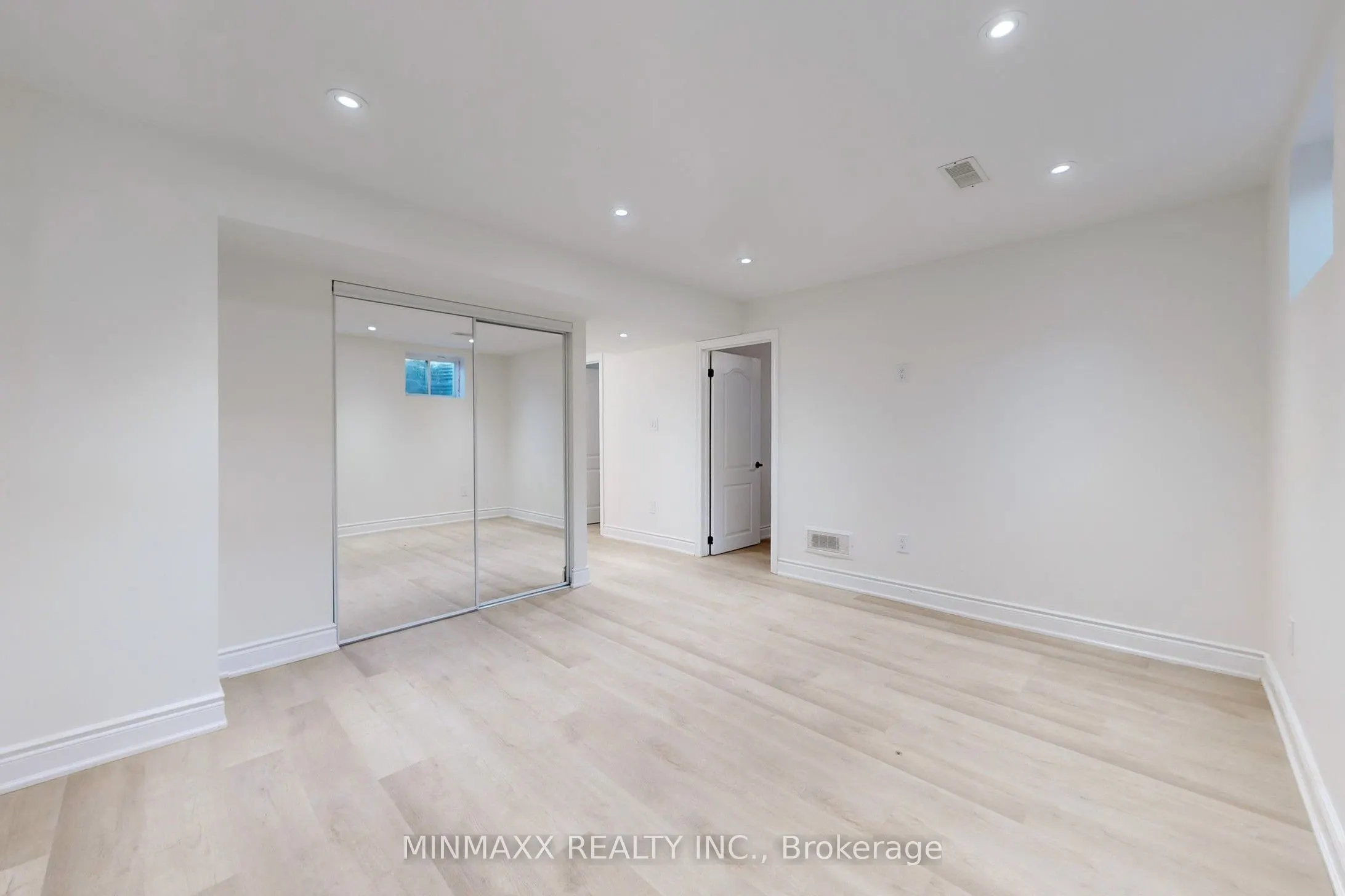 913 Rigo Crossing Street, #Basement
