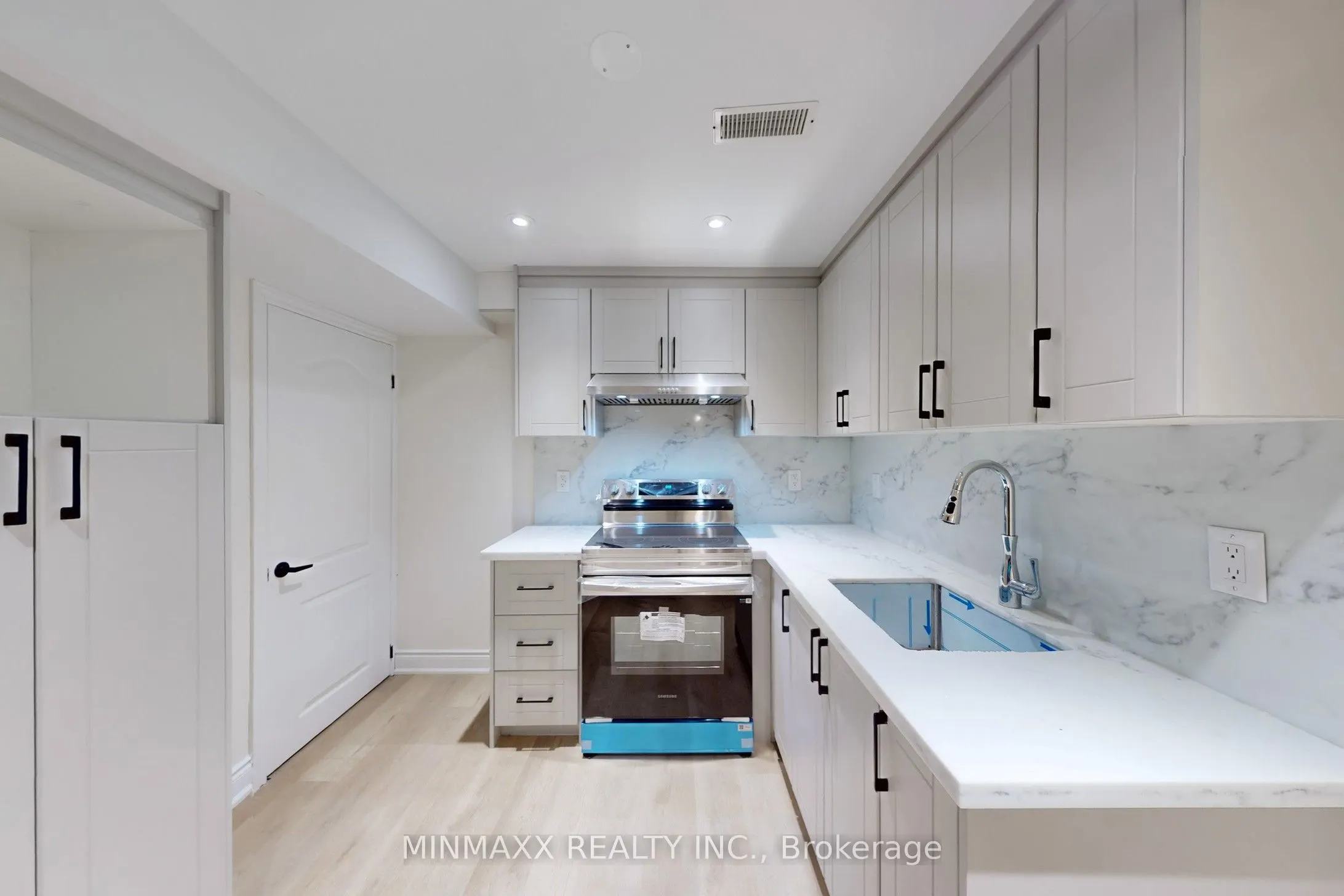 913 Rigo Crossing Street, #Basement