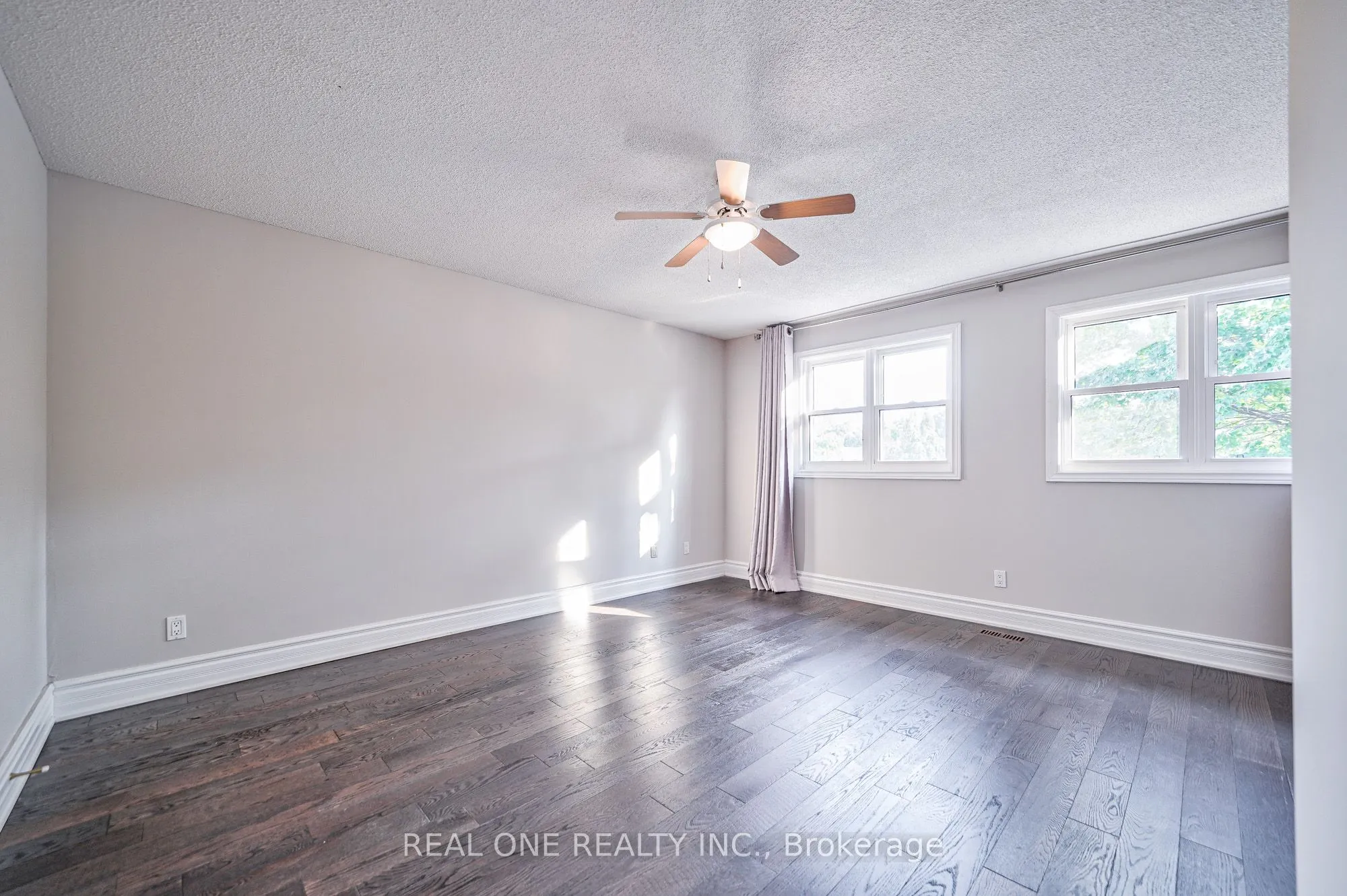 1321 Monks Passage