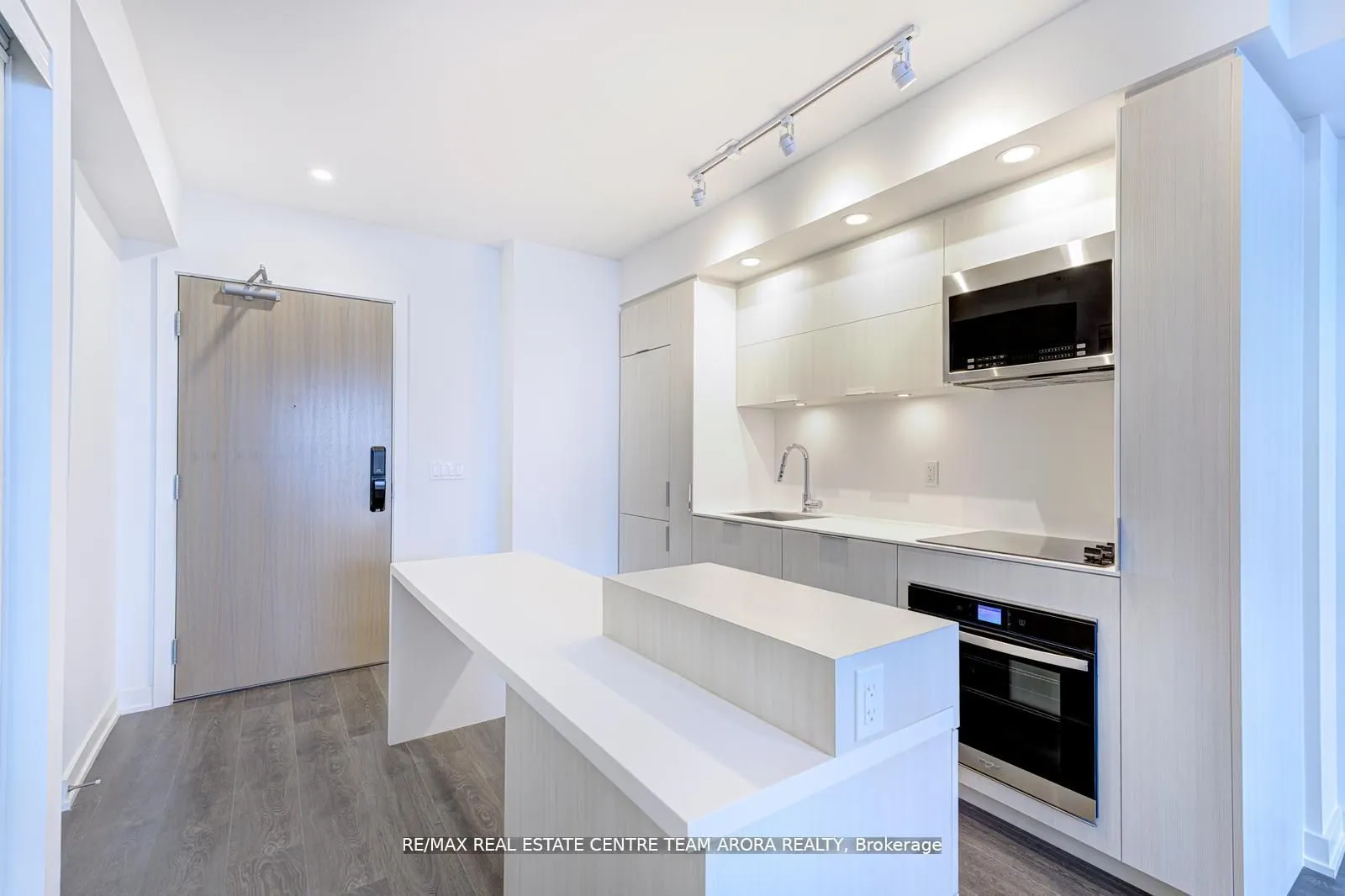 370 MARTHA Street, #506