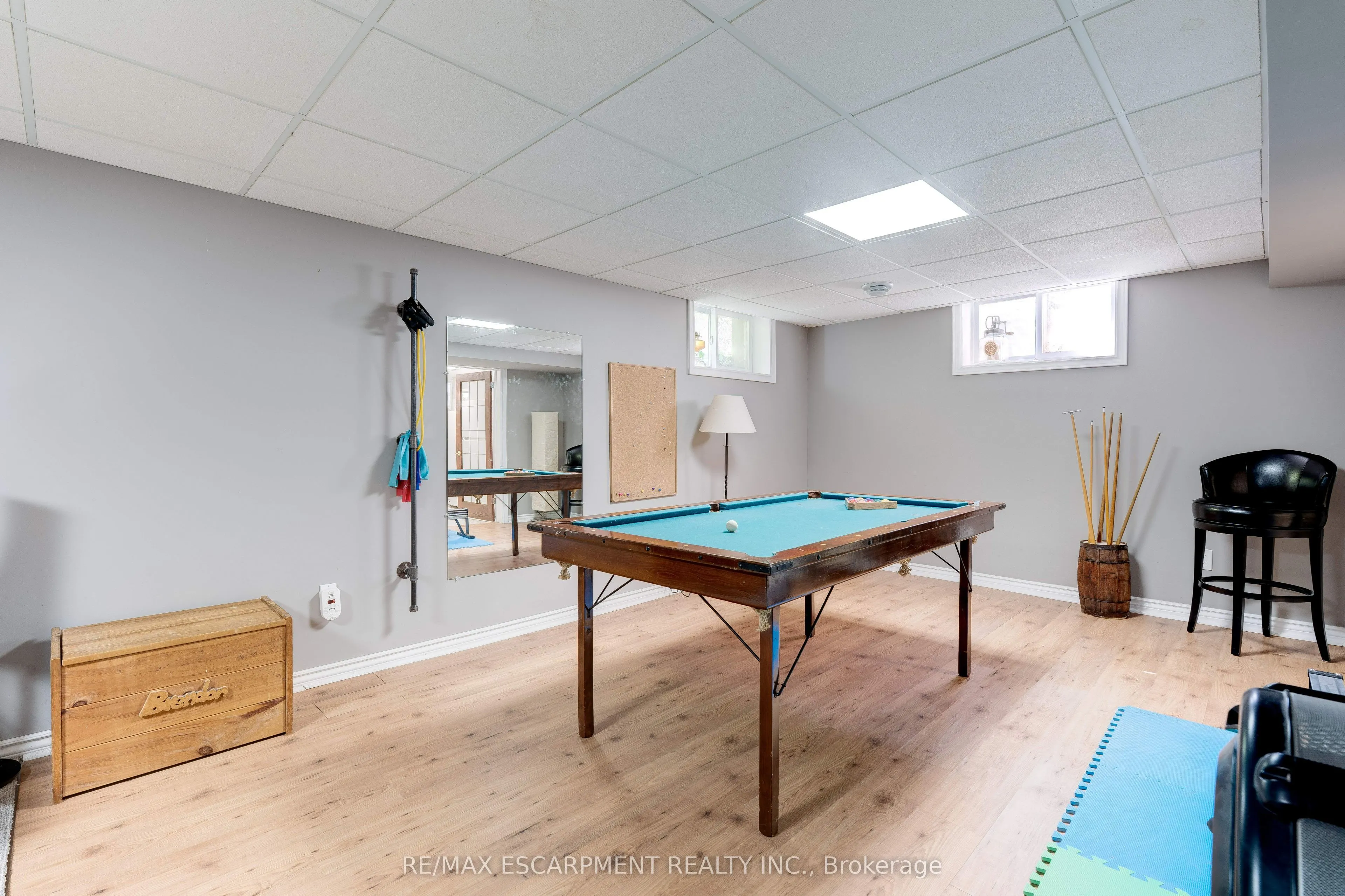 2118 Agincourt Acres
