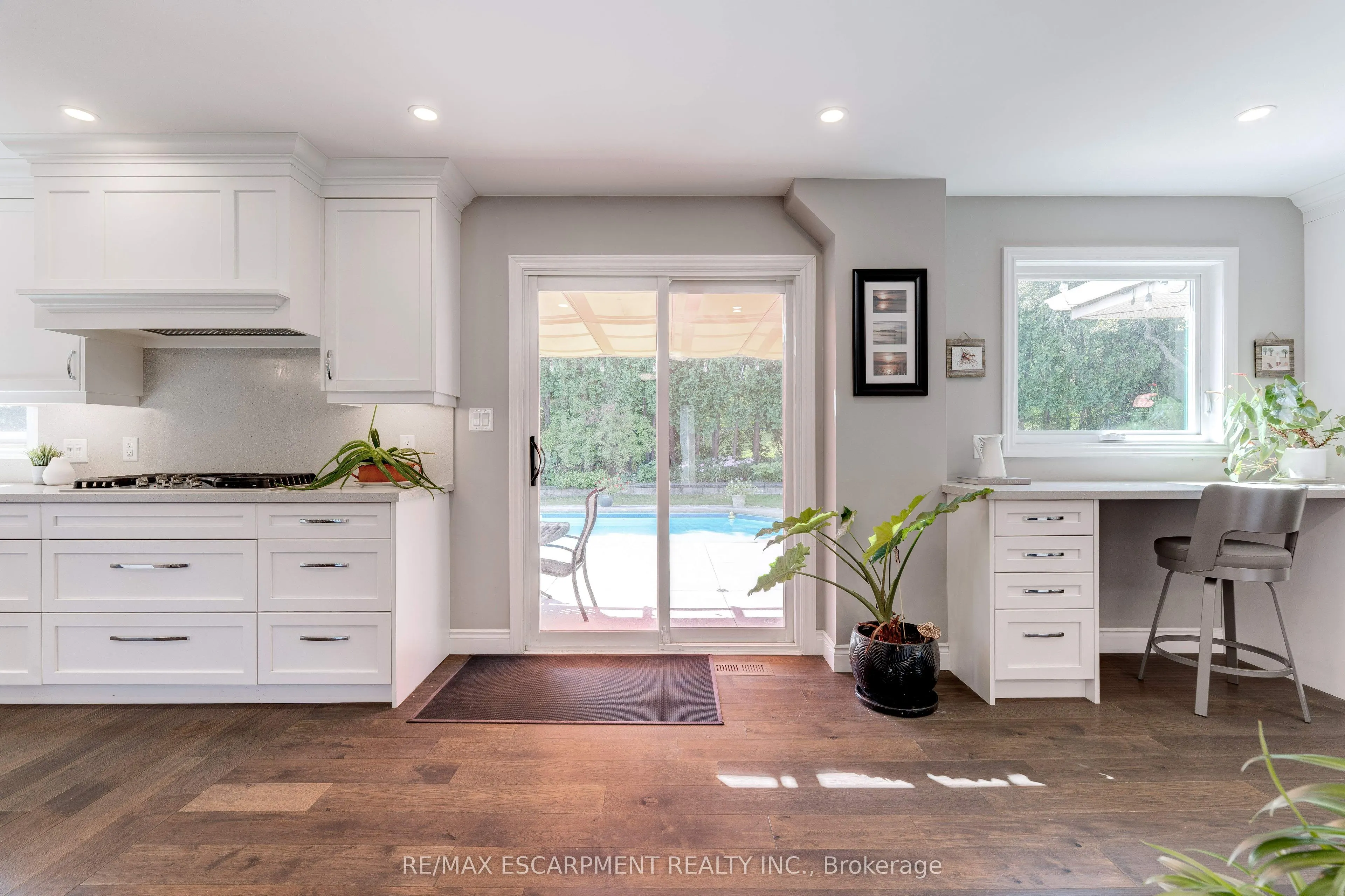 2118 Agincourt Acres
