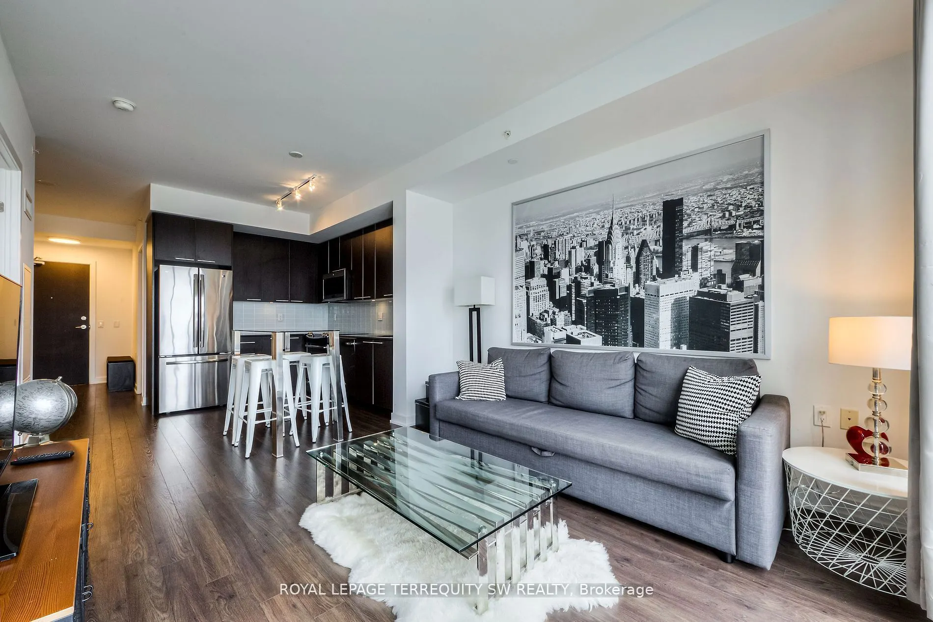 10 Park Lawn Road, #1208
