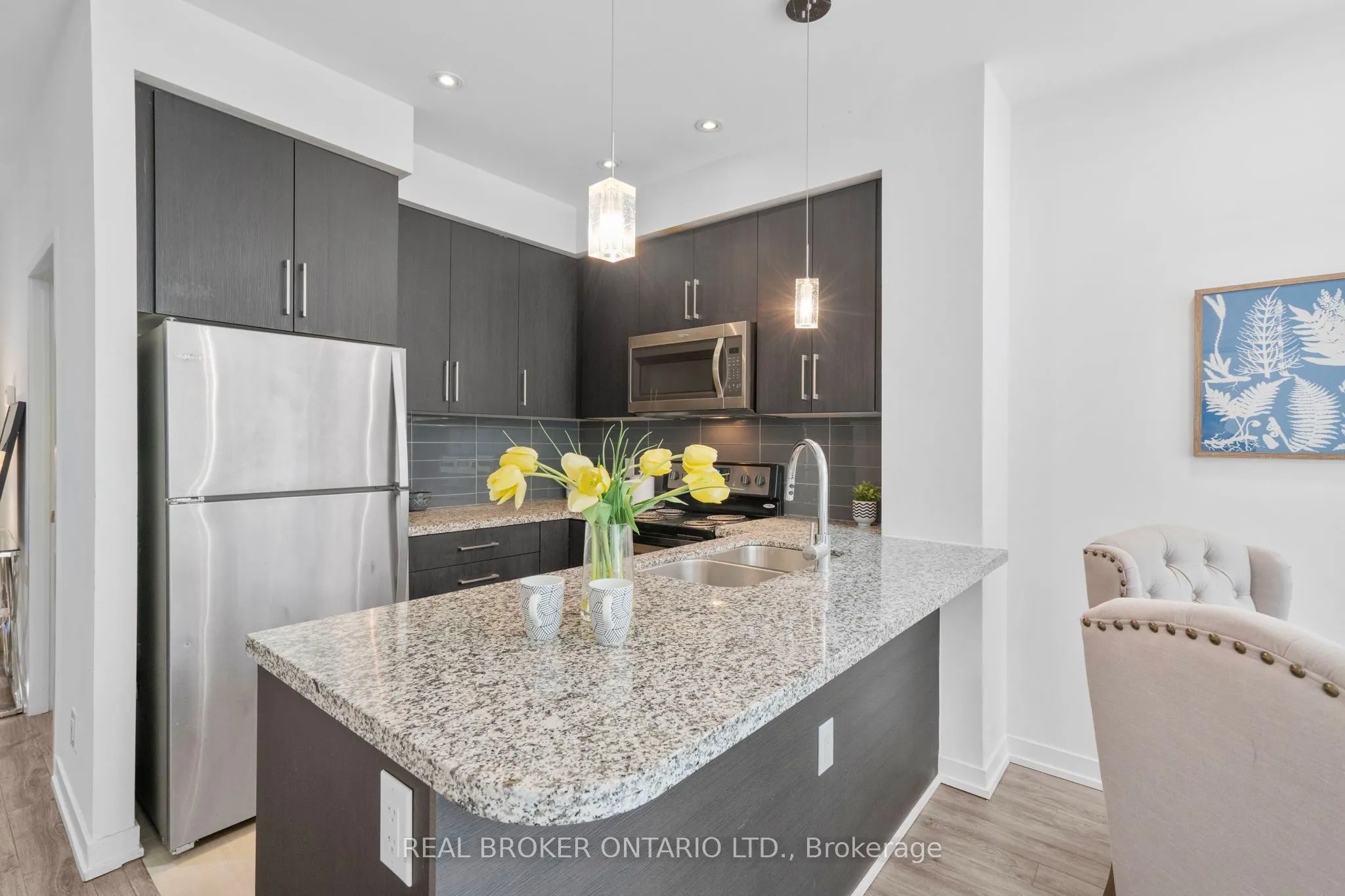 840 Queen's Plate Drive, #103