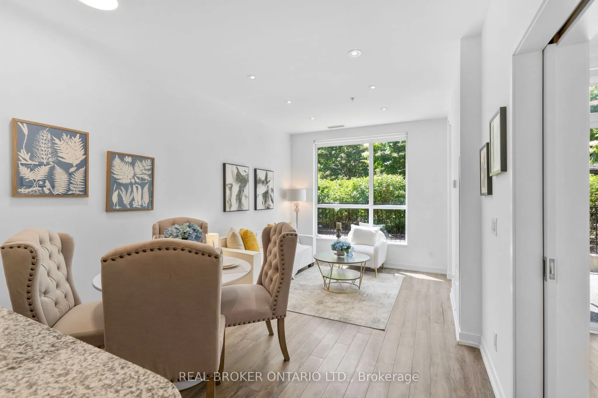 840 Queen's Plate Drive, #103