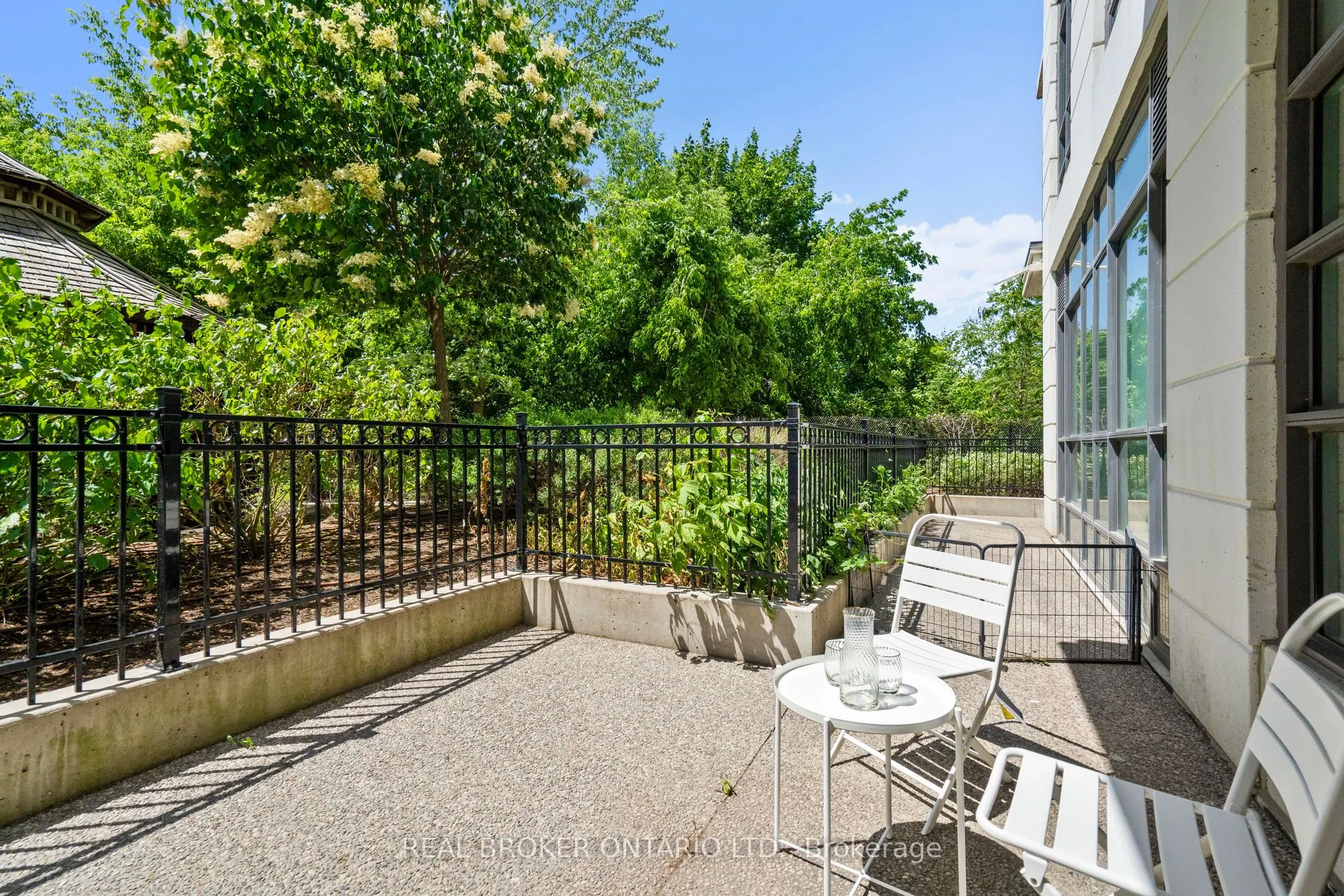 840 Queen's Plate Drive, #103
