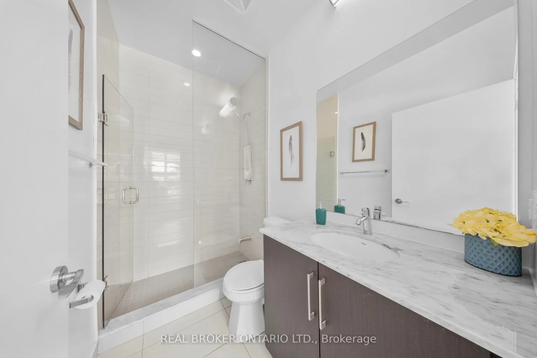 840 Queen's Plate Drive, #103