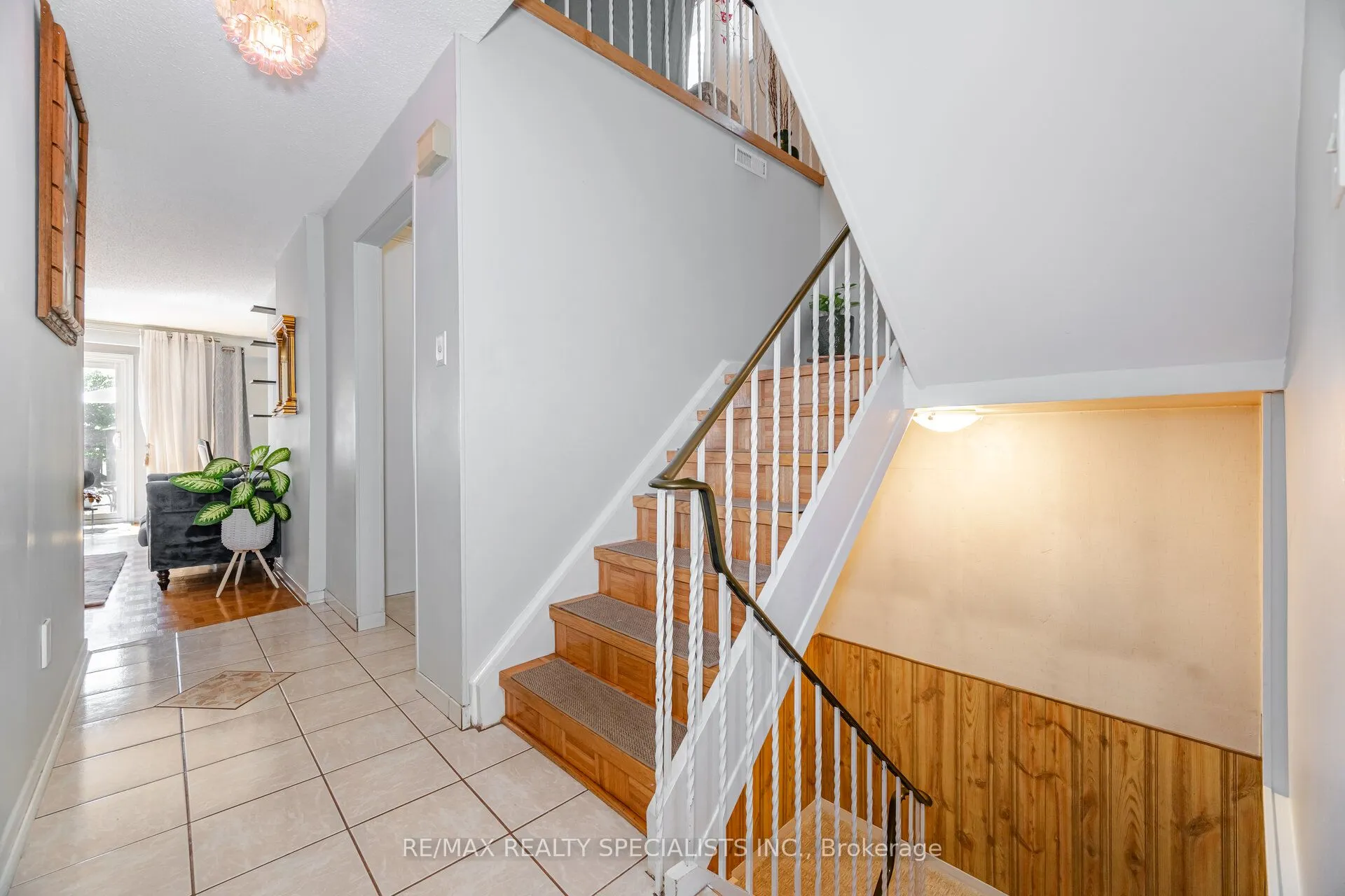 3340 Tallmast Crescent