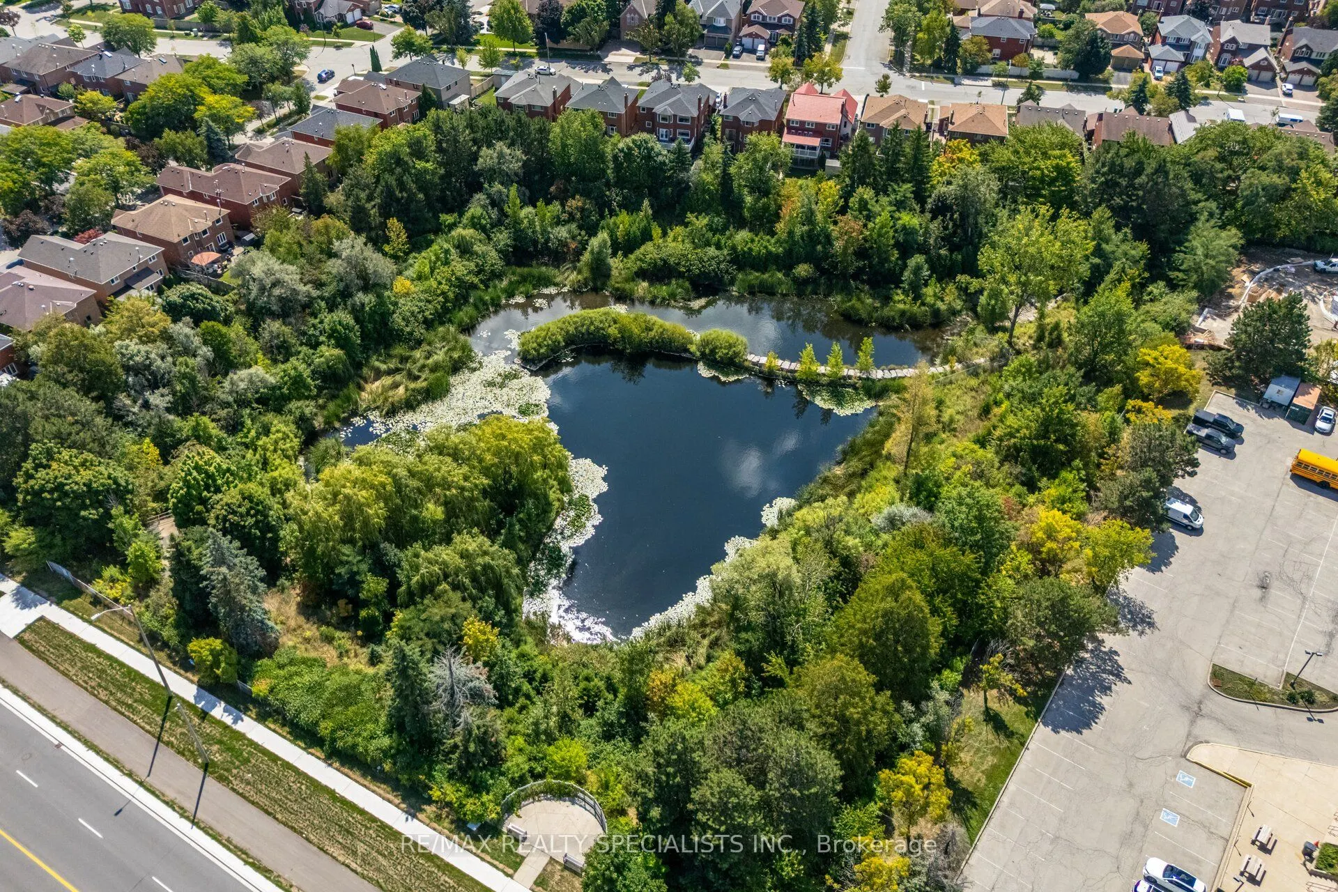 3340 Tallmast Crescent