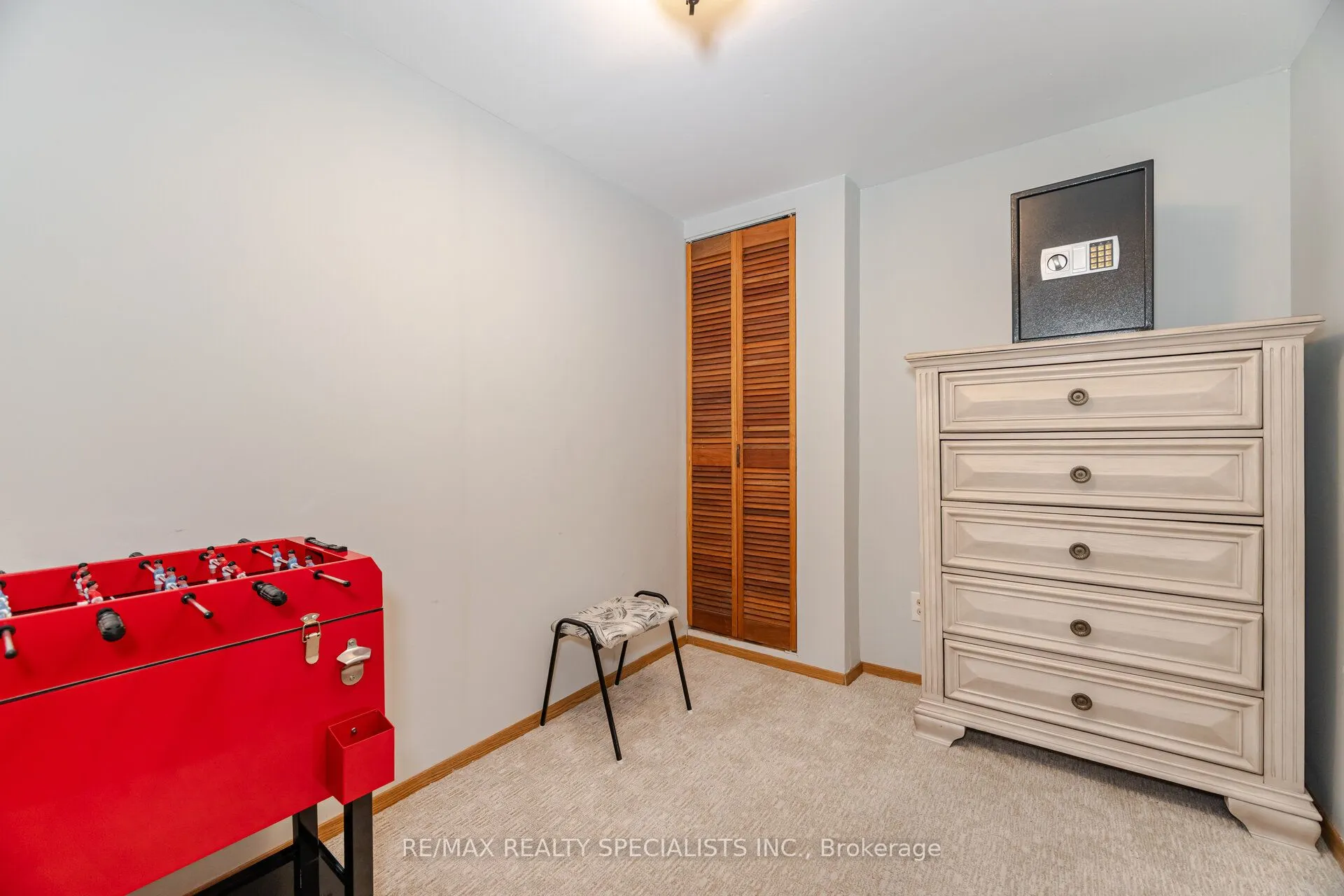 3340 Tallmast Crescent