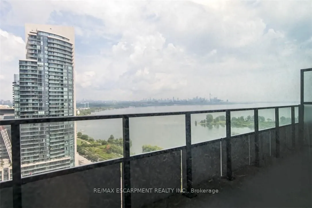 20 Shore Breeze Drive, #2105