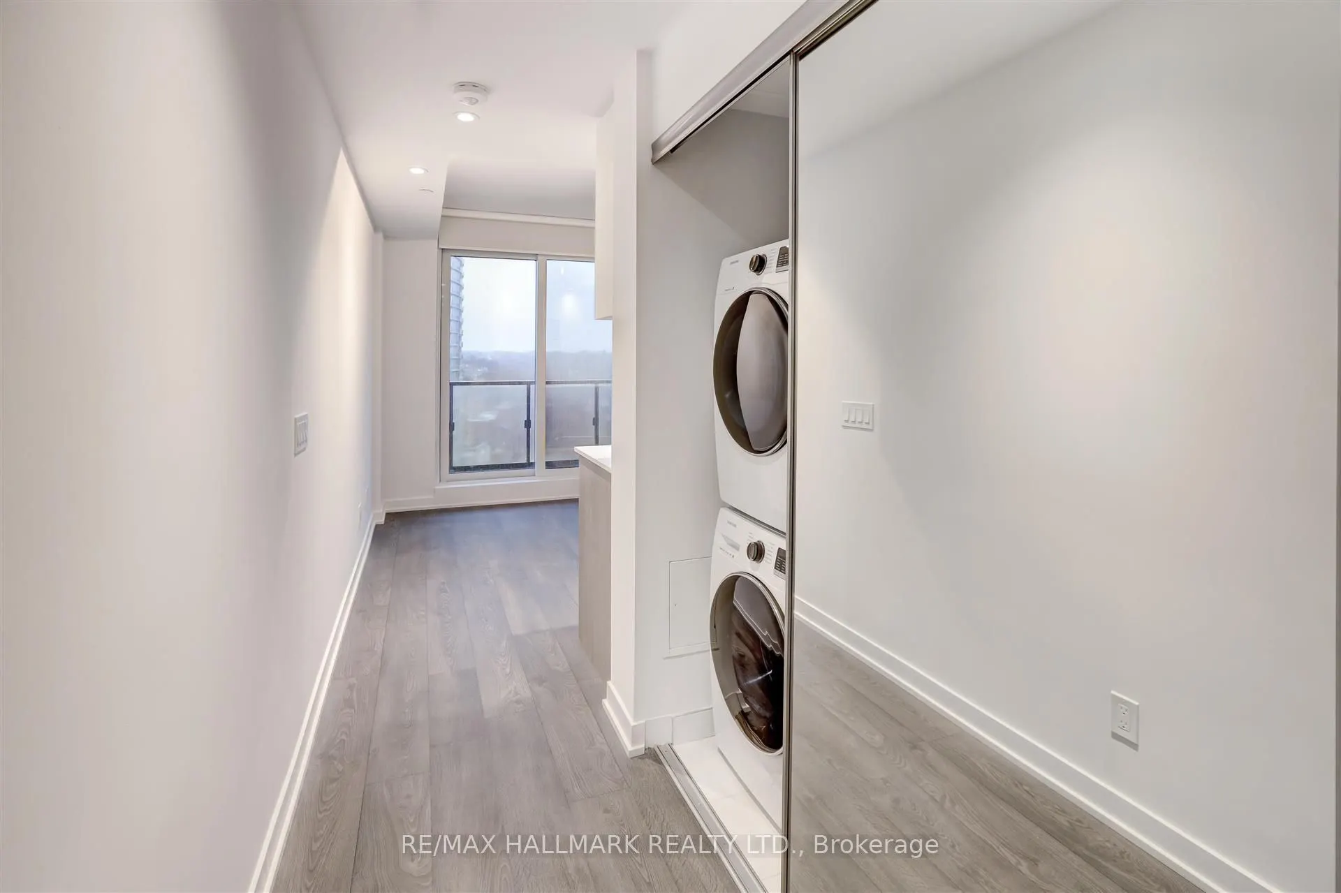 1928 Lake Shore Boulevard W, #1502