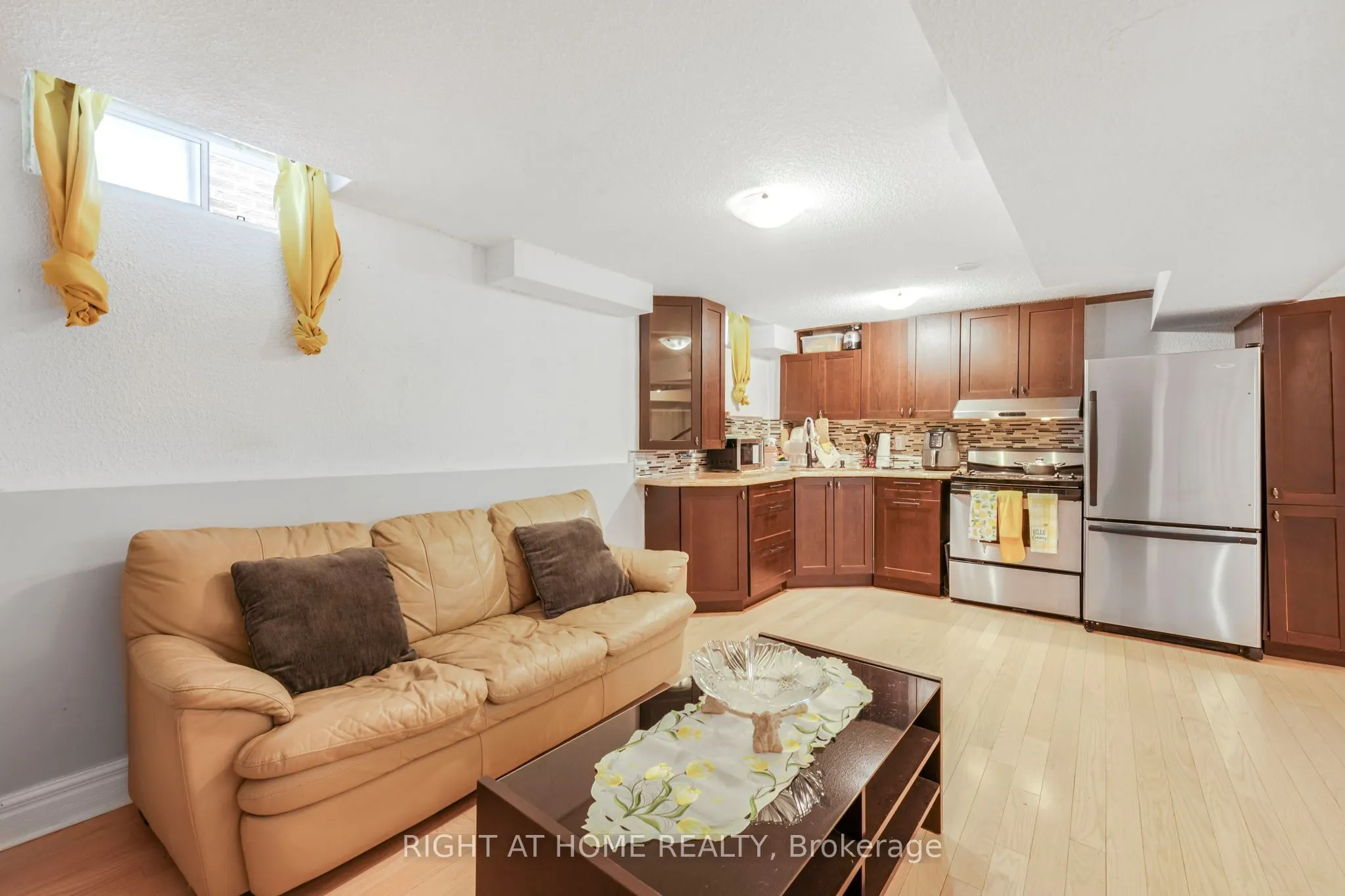 4024 Longo Circle N