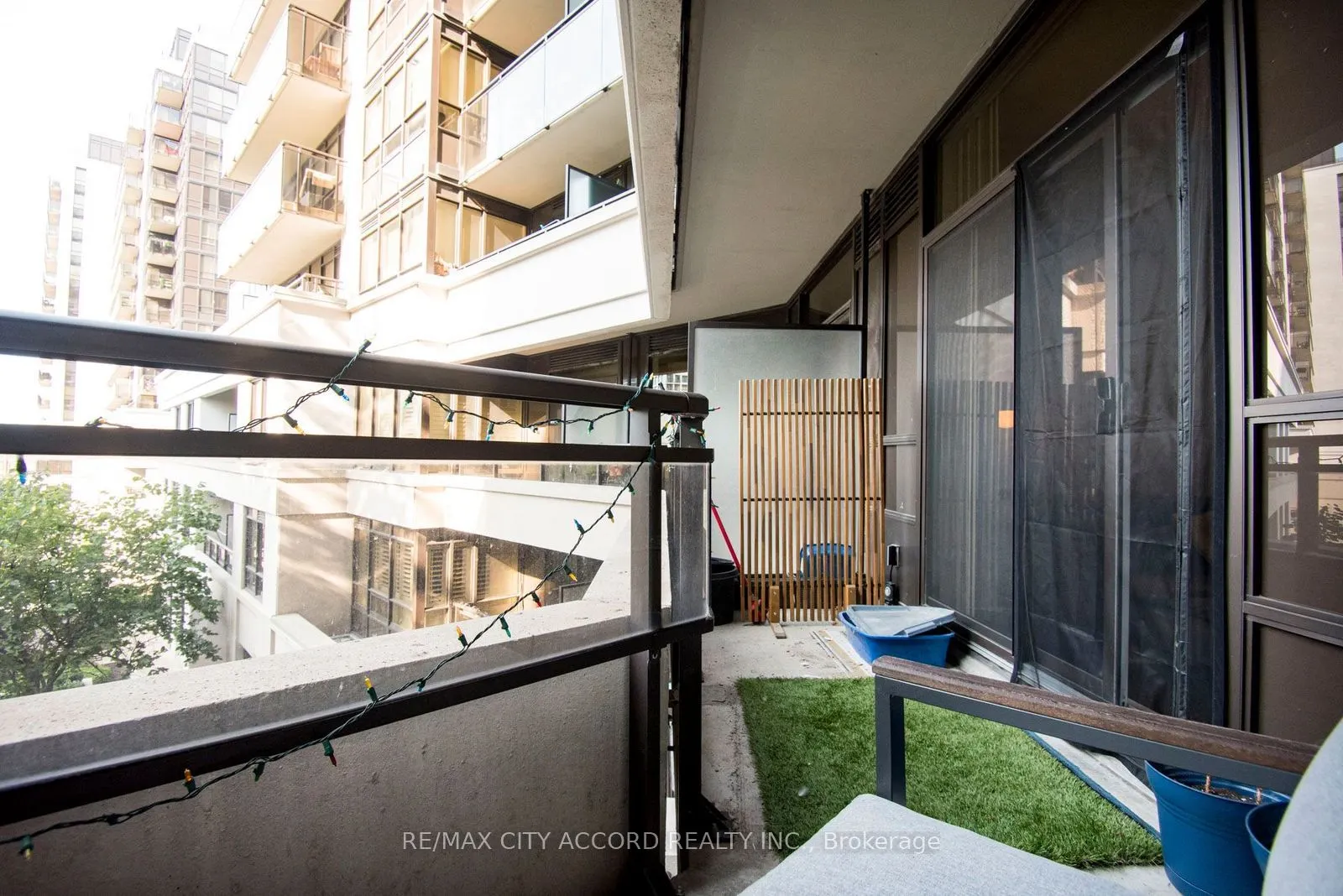 1060 Sheppard Avenue W, #327