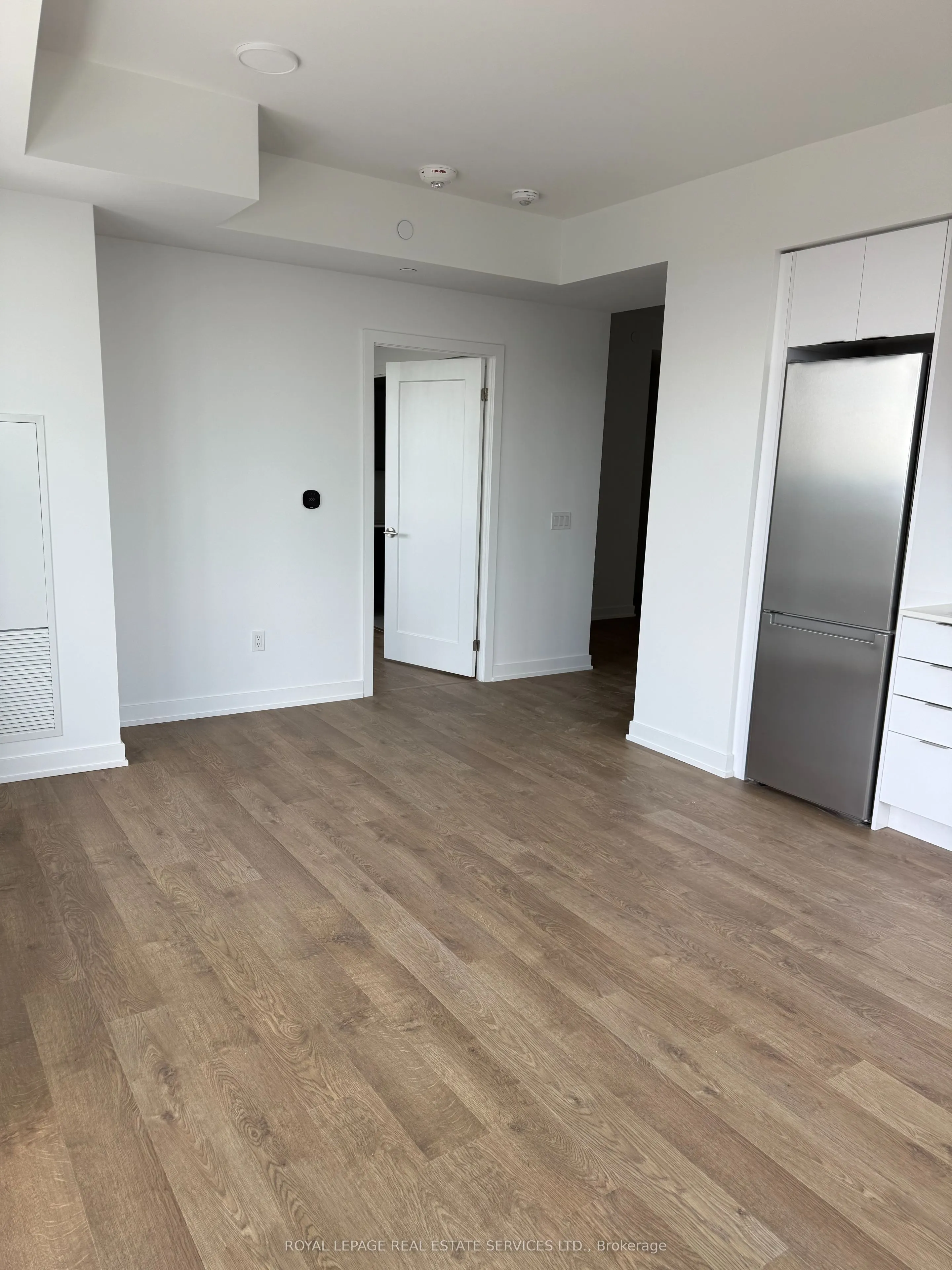 5105 Hurontario Street, #3205