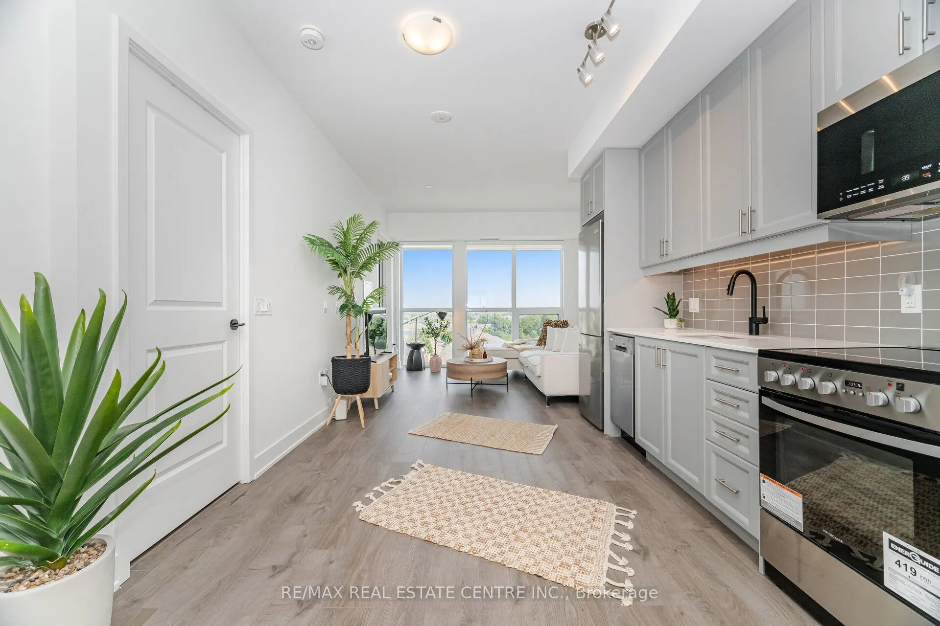 2343 Khalsa Gate, #829