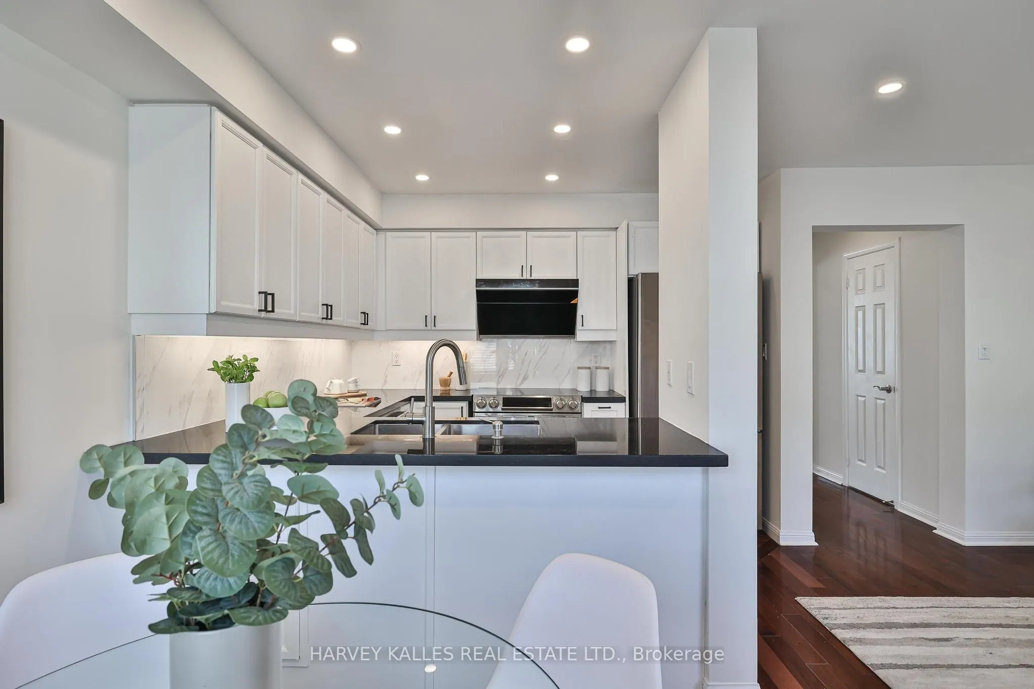 5980 Whitehorn Avenue, #30