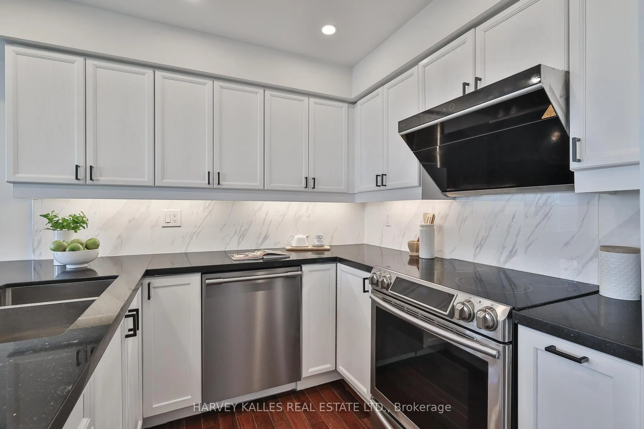 5980 Whitehorn Avenue, #30