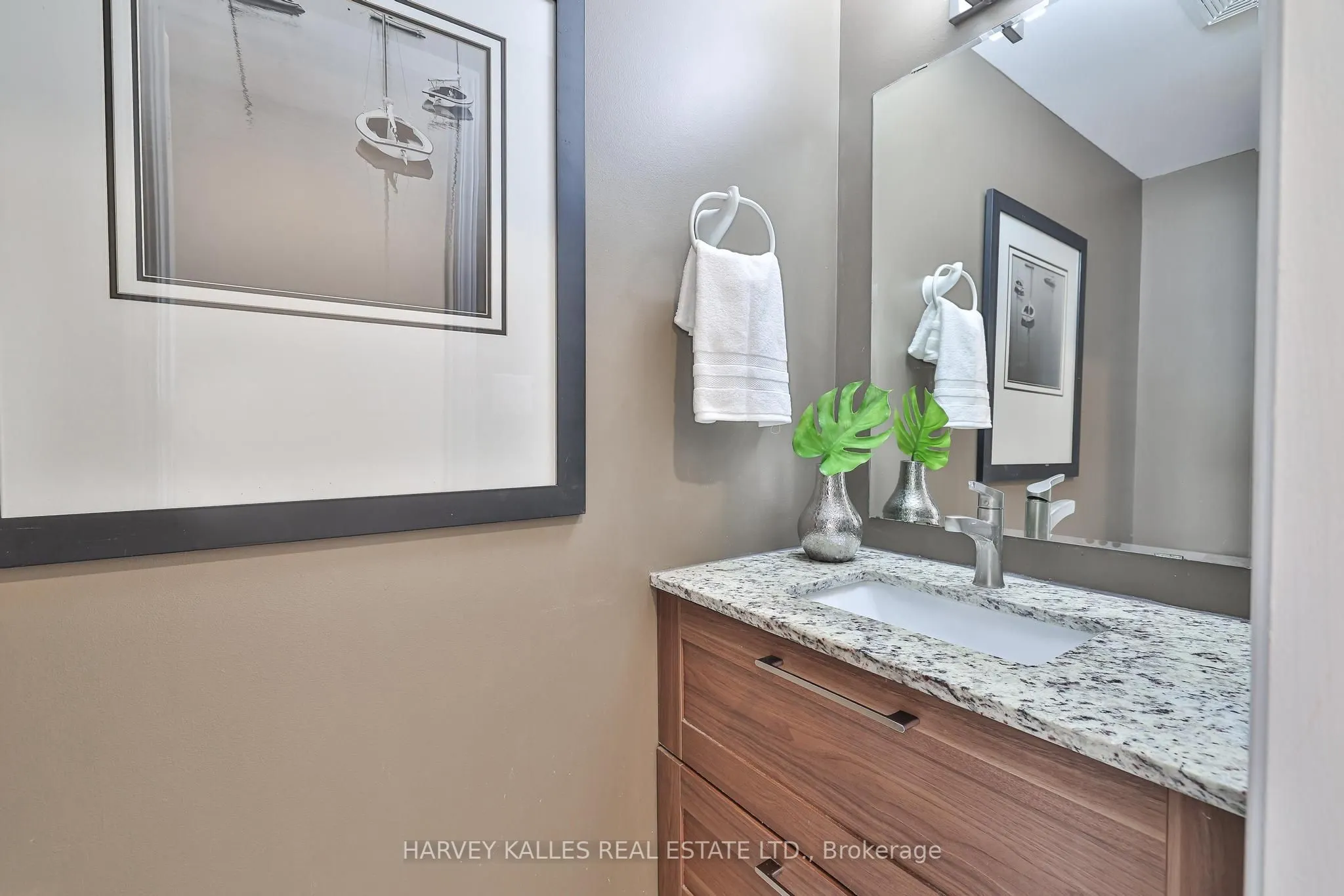 5980 Whitehorn Avenue, #30