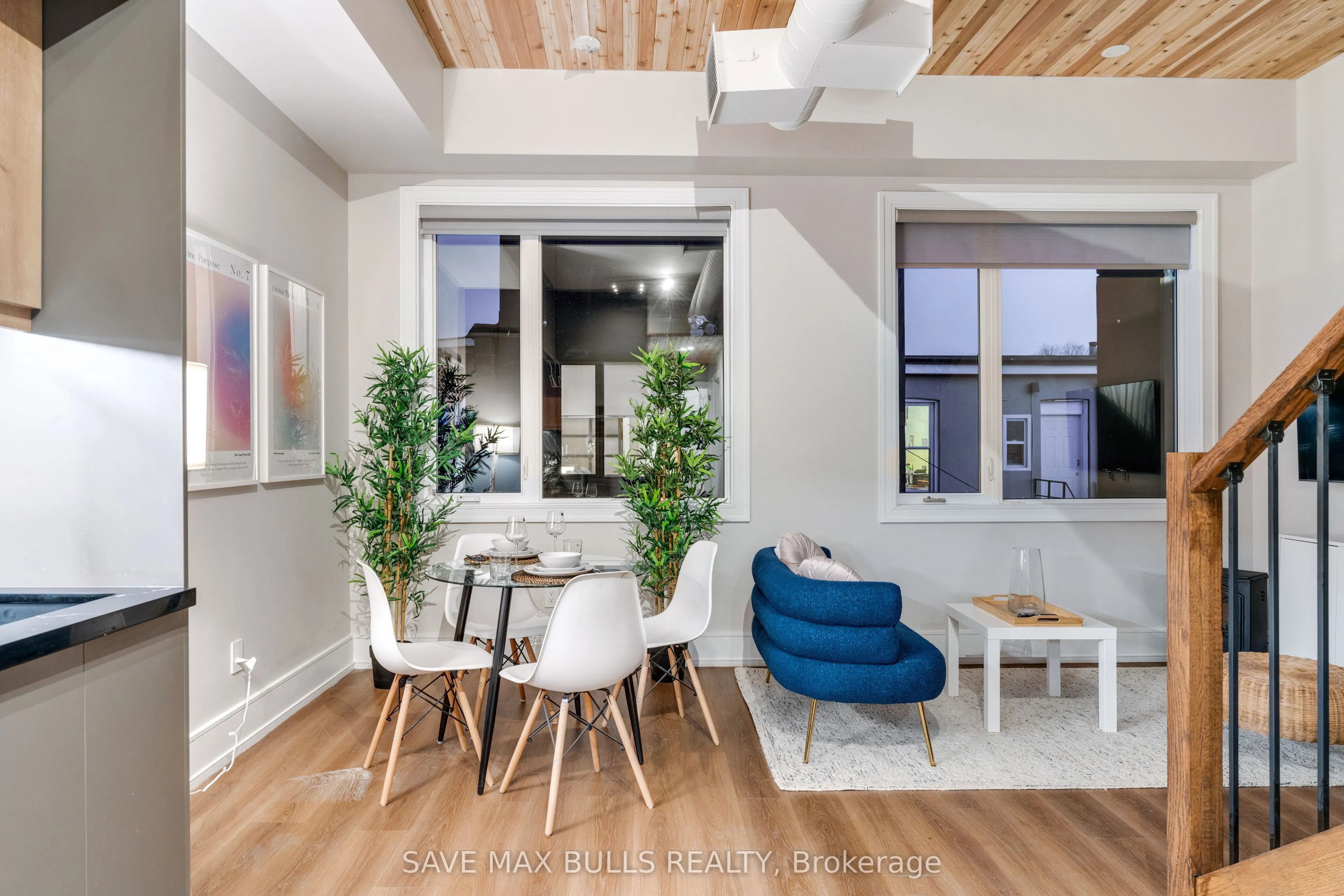 1320 Queen Street W