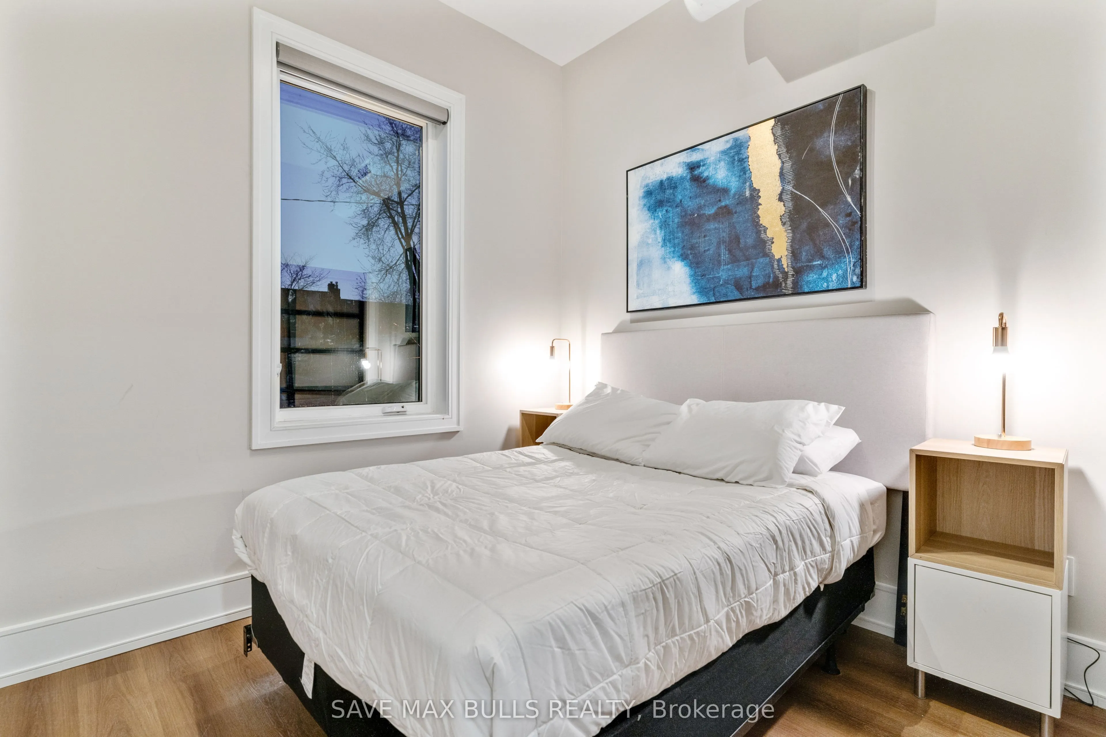 1320 Queen Street W