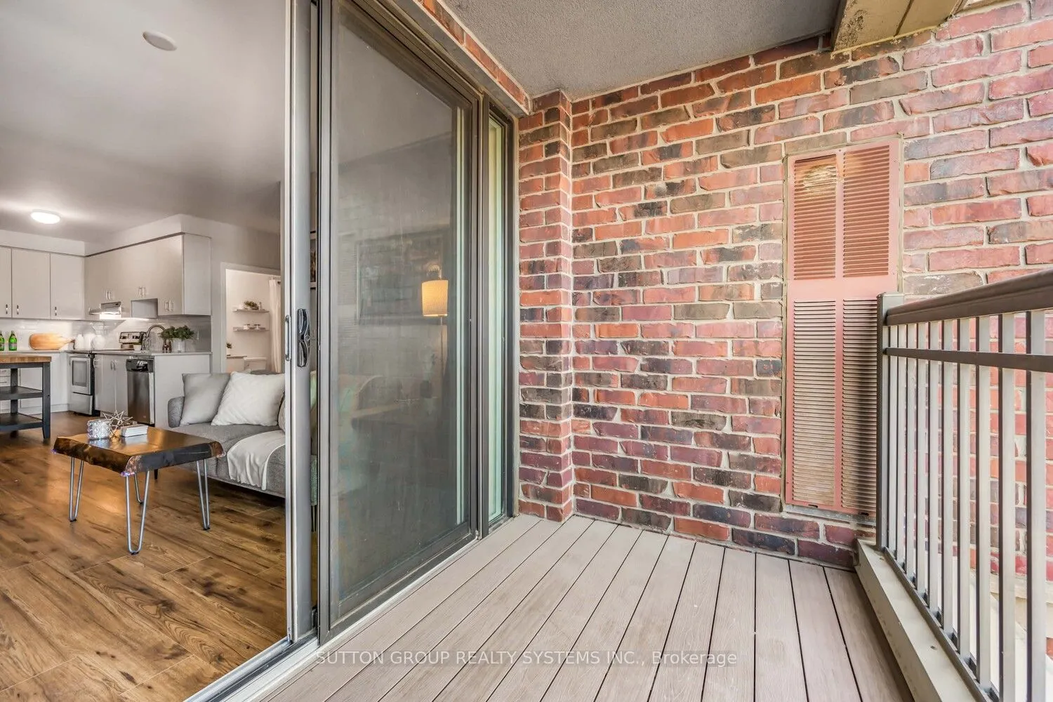 3563 Lake Shore Boulevard W, #212