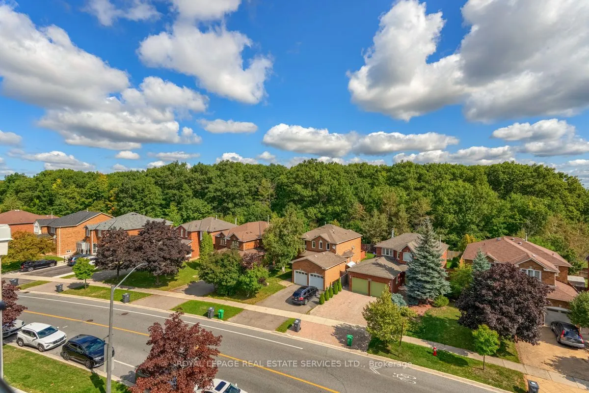 3538 Colonial Drive, #16