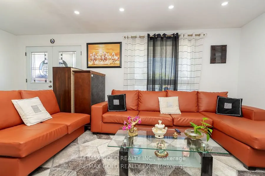 7563 Langworthy Drive