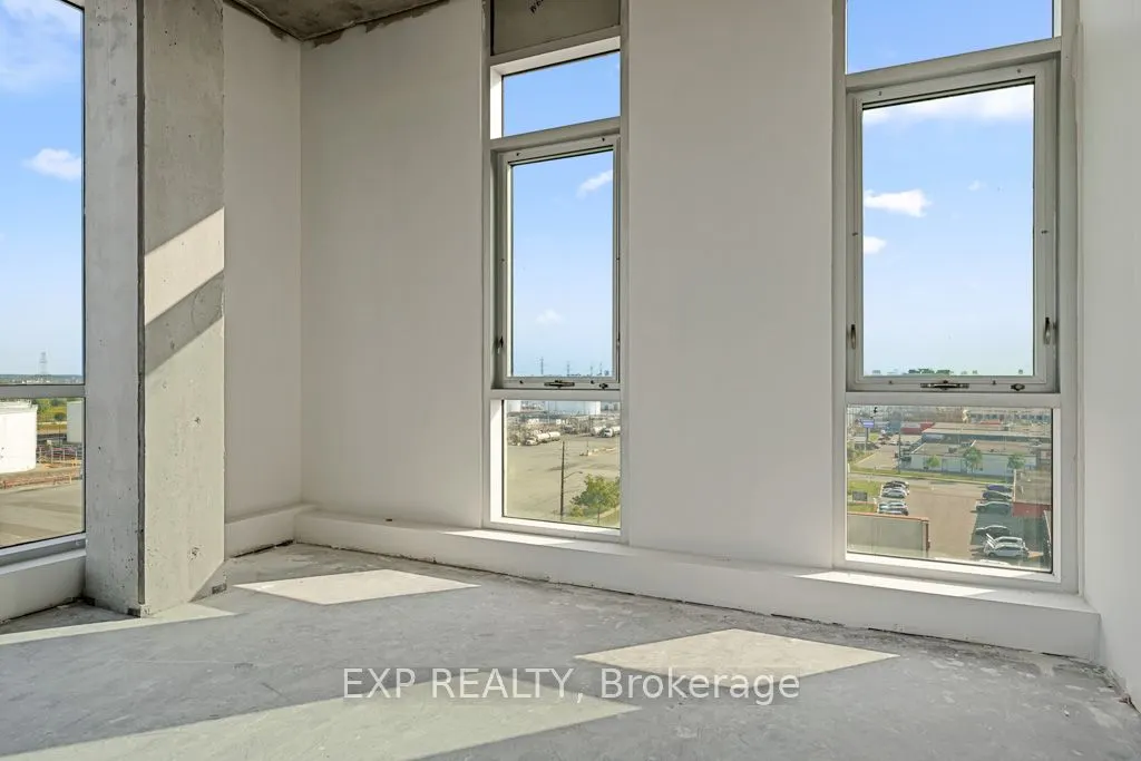 1275 Finch Avenue W, #610
