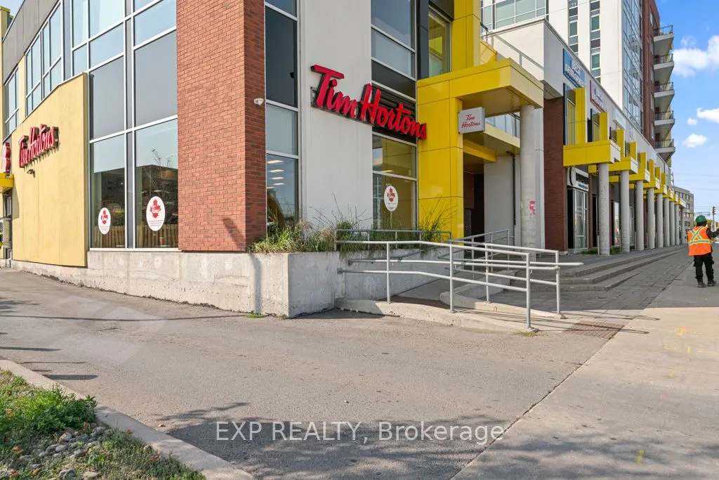 1275 Finch Avenue W, #610