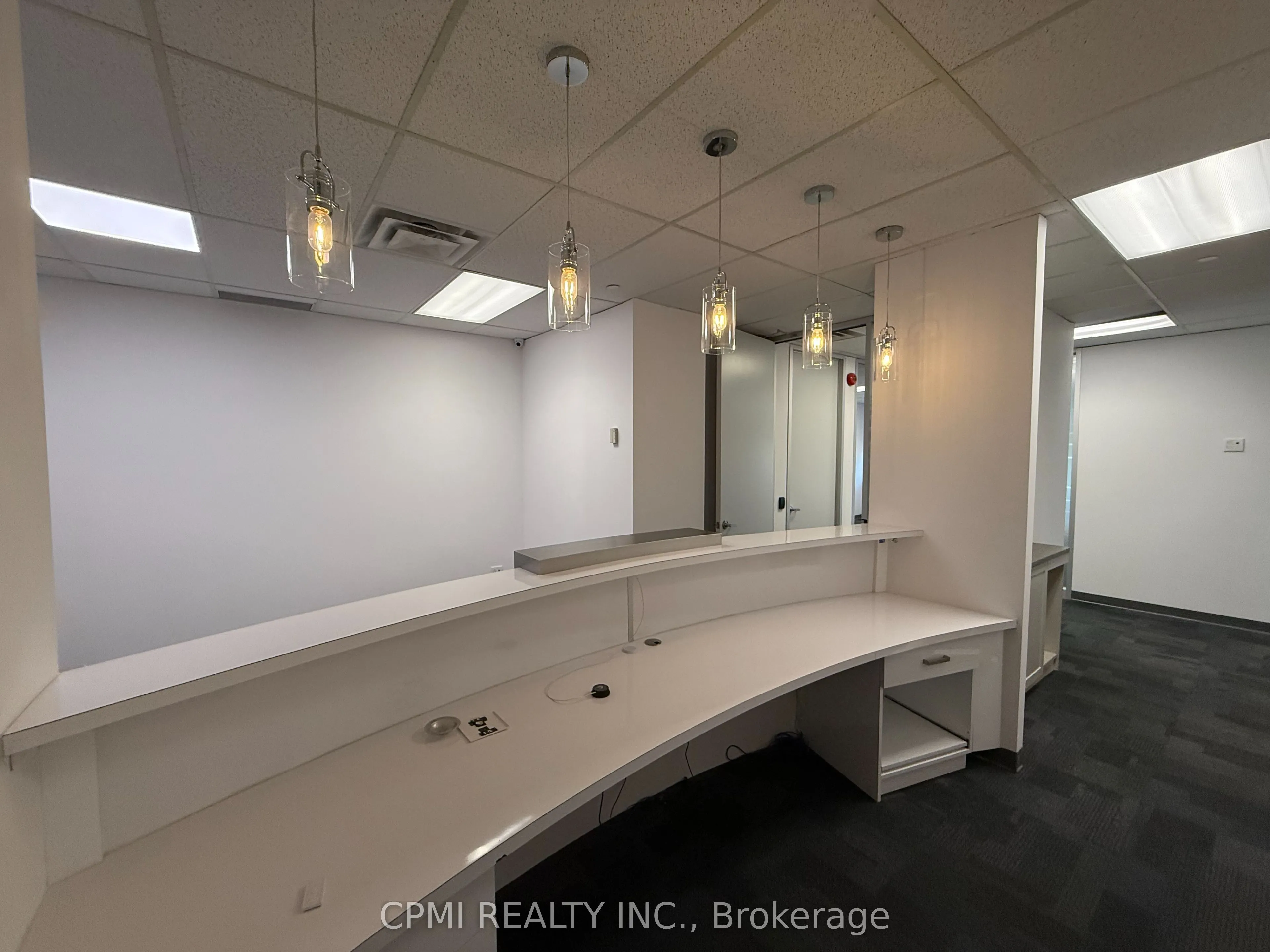 30 Eglinton Avenue Street, #306