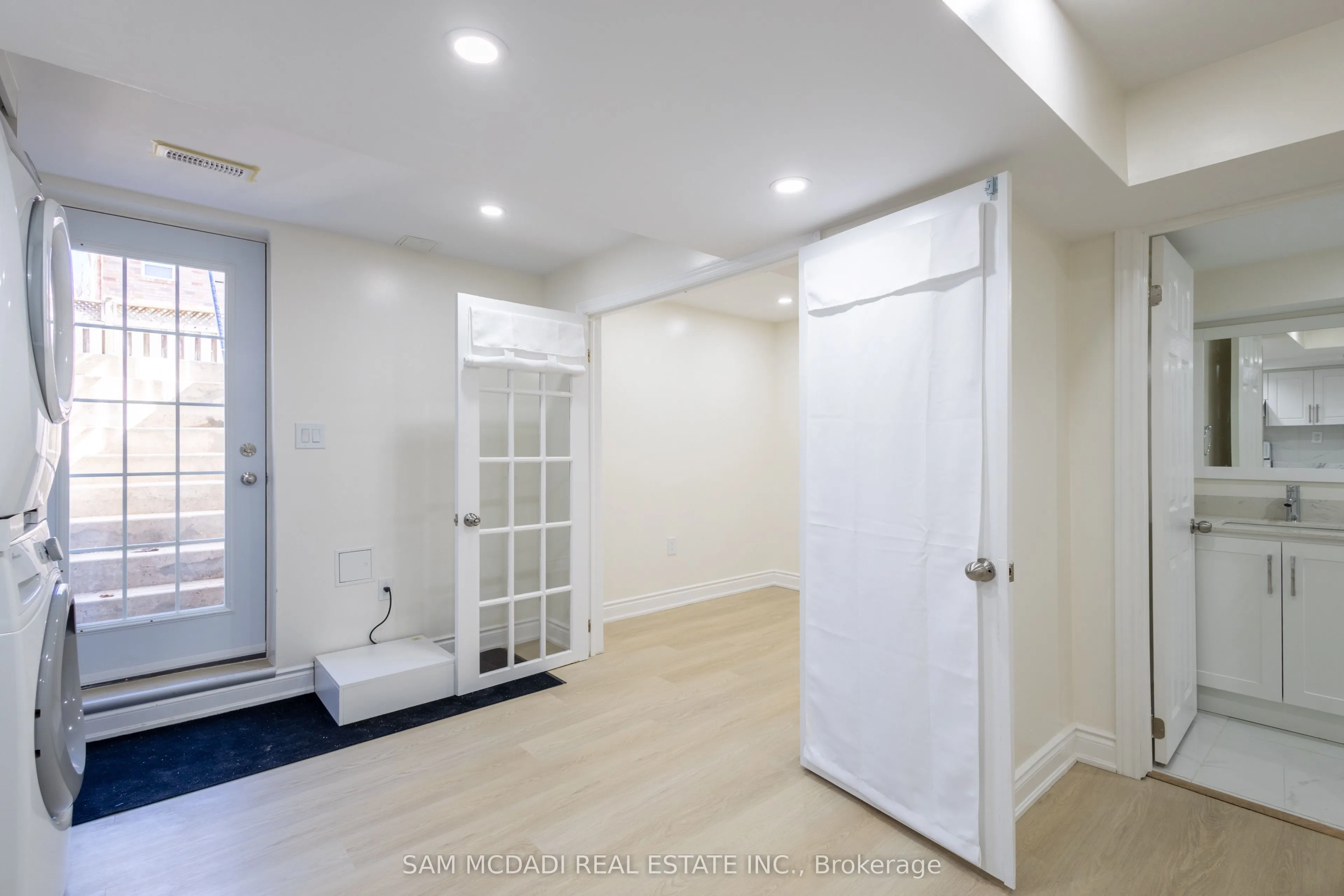 45 Springhurst Avenue, #Bsmt