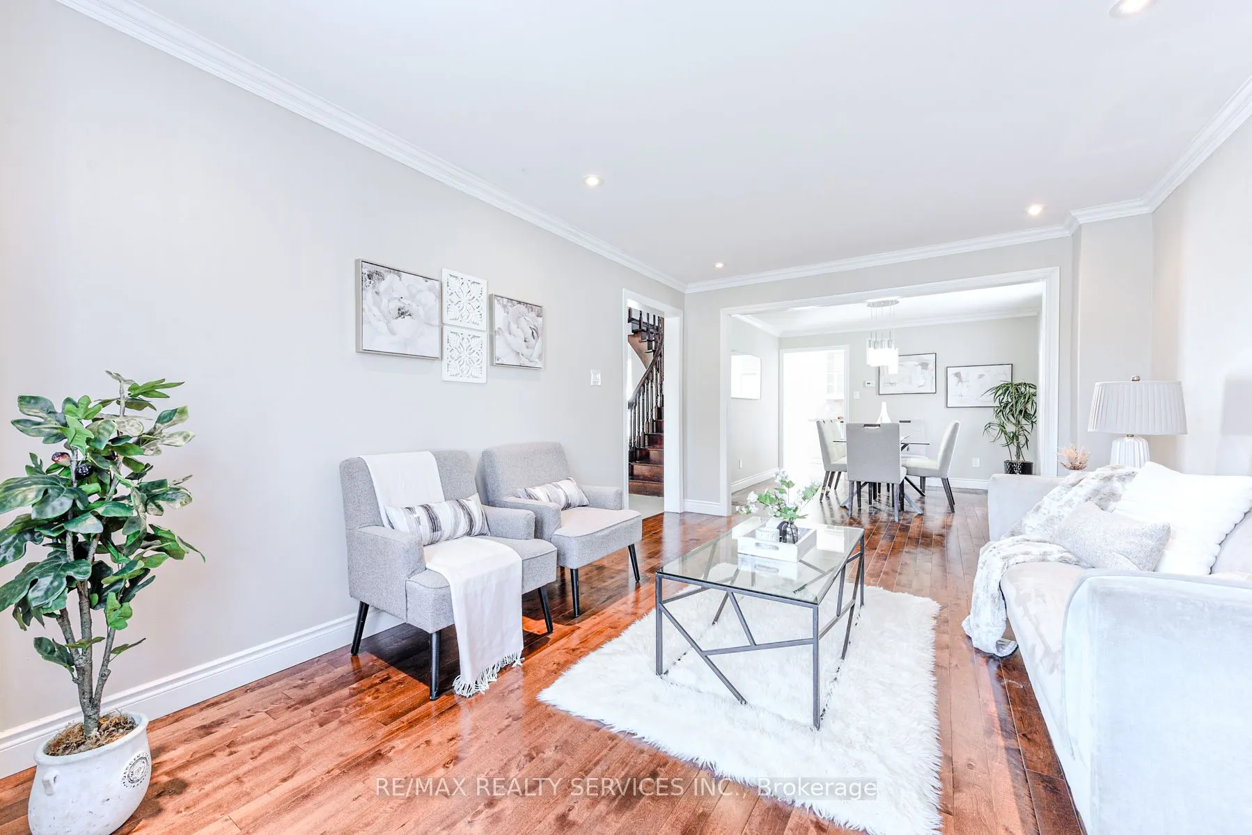 10 St Mark Place