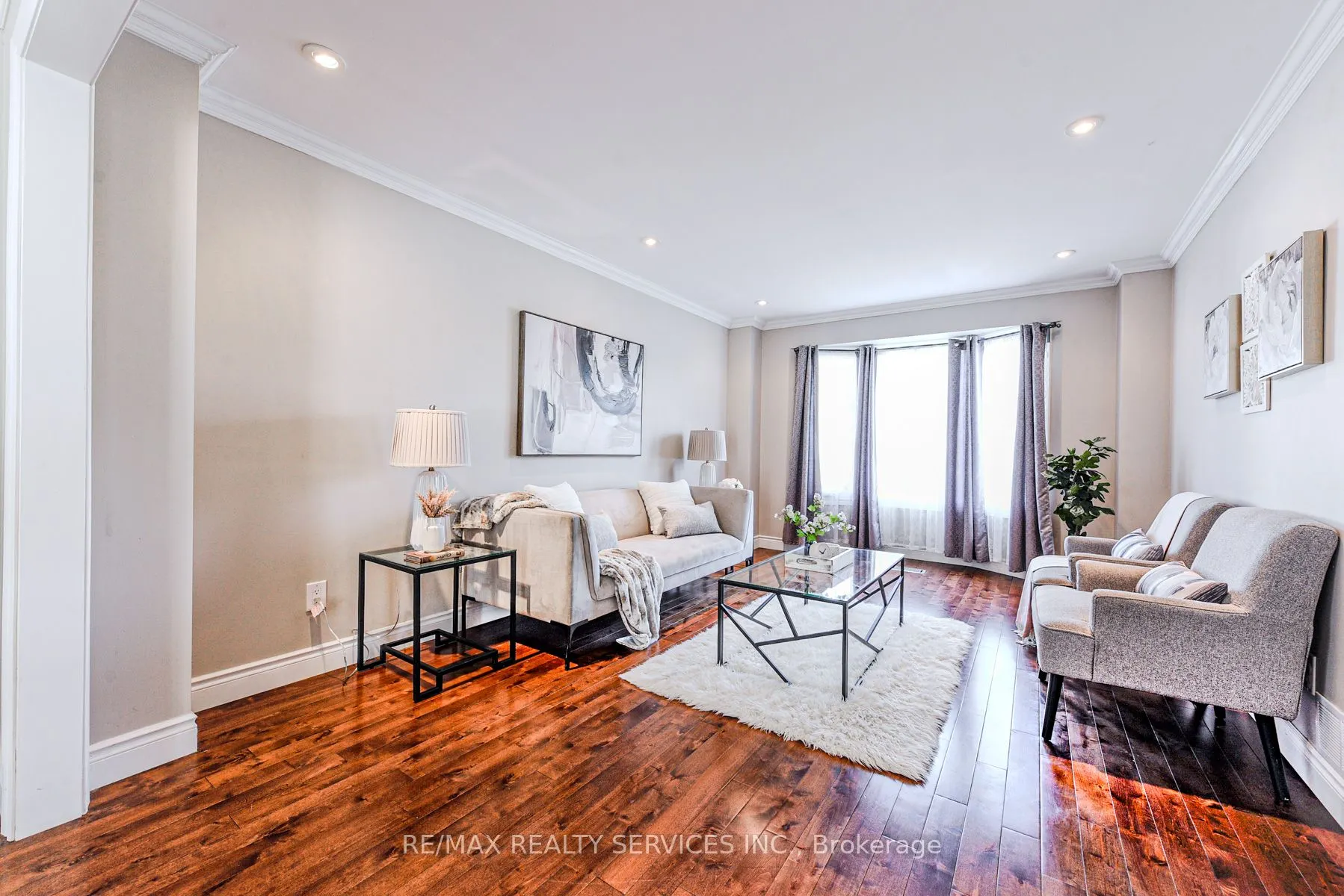 10 St Mark Place