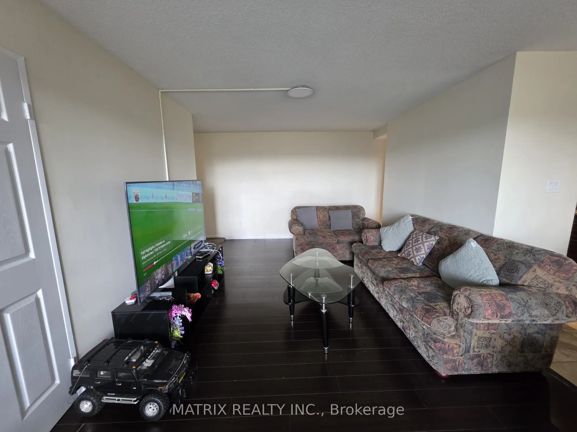 30 Malta Avenue, #703