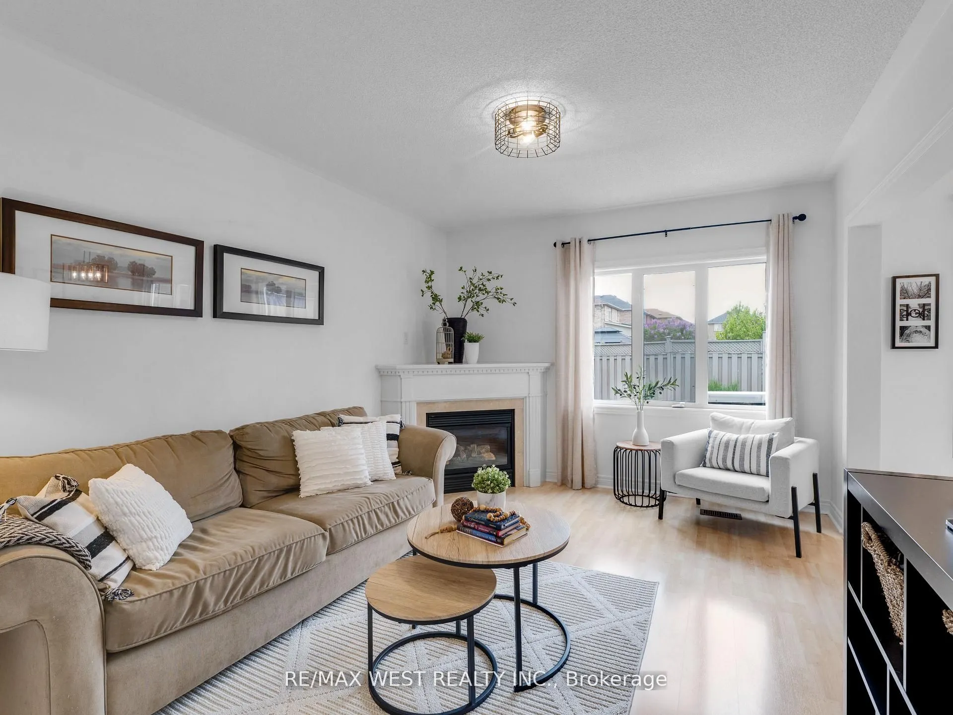 26 Shady Glen Crescent