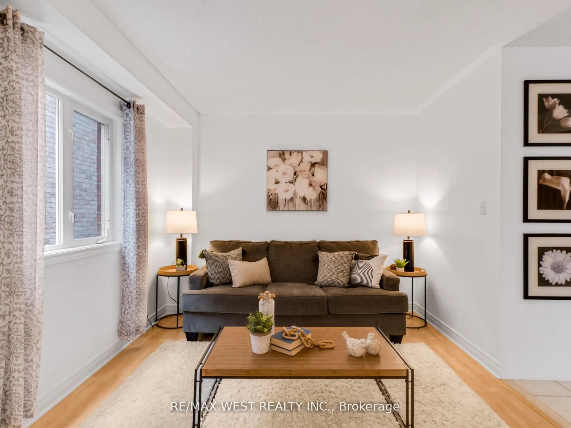 26 Shady Glen Crescent
