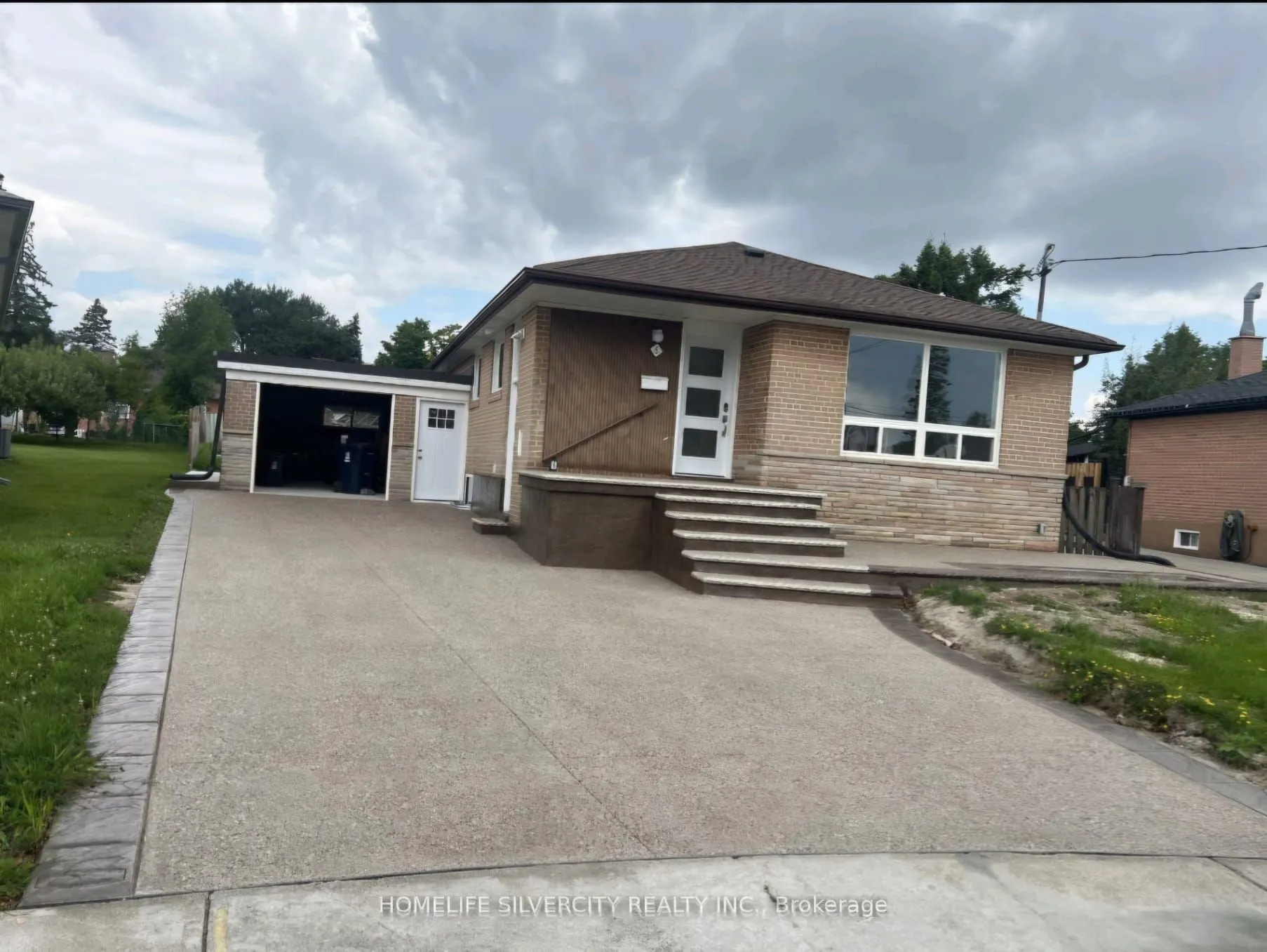 6 Lamella Road, #2 Unit