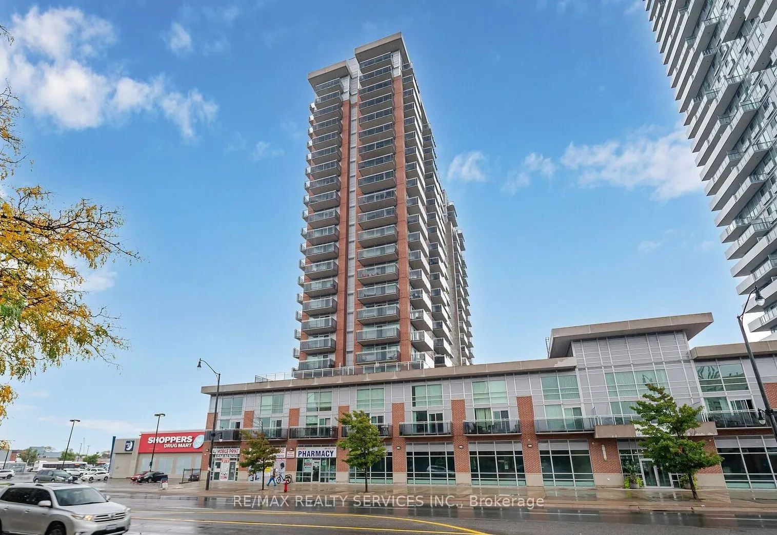215 Queen Street E, #1201