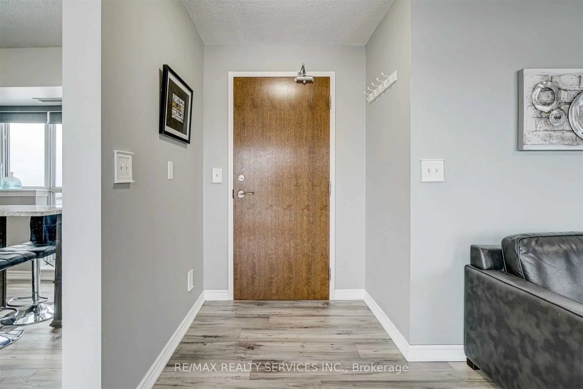 215 Queen Street E, #1201