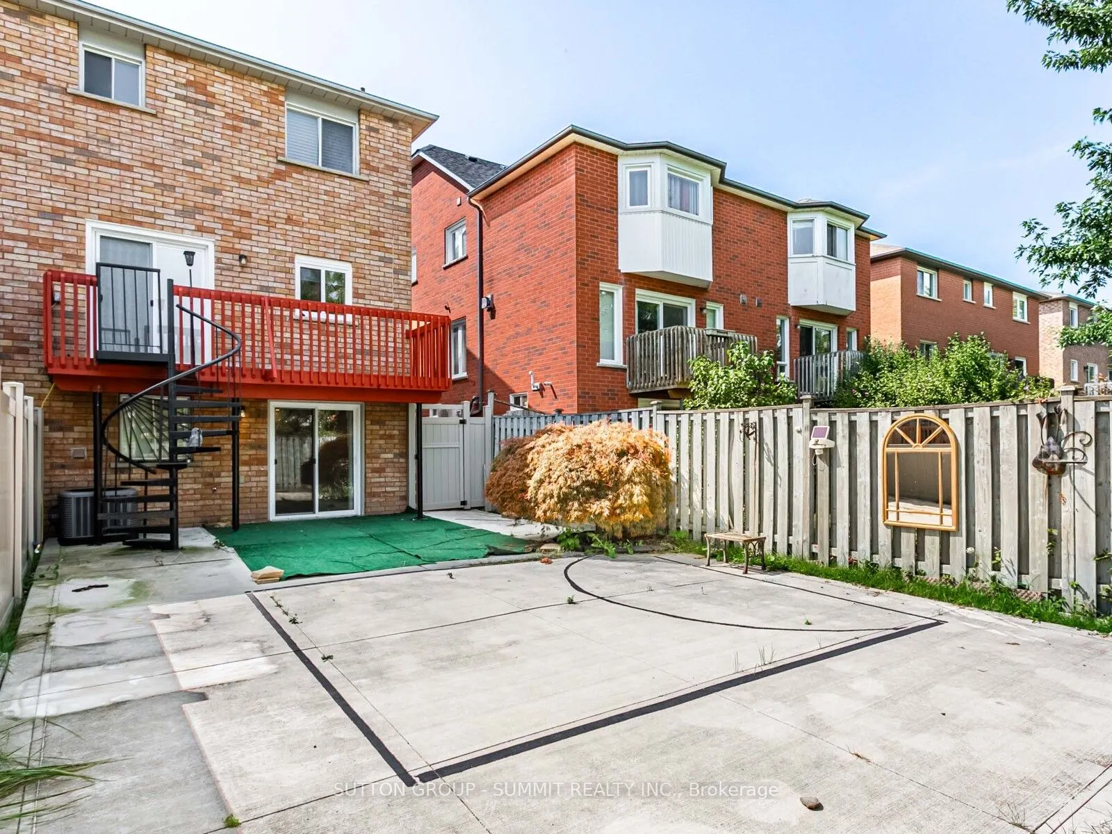 5453 Palmerston Crescent, #Upper