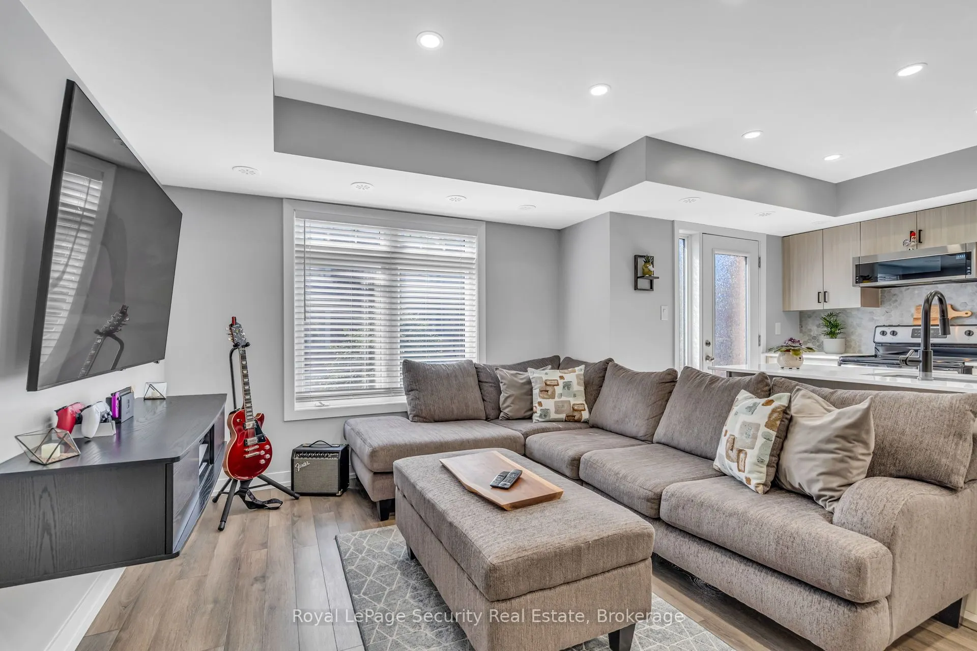 2315 Sheppard Avenue W, #61