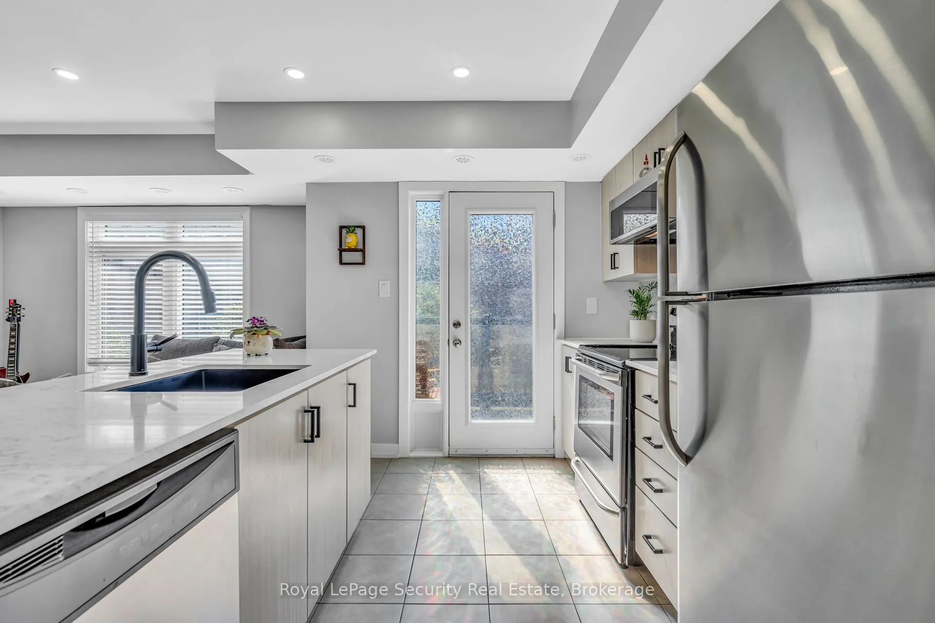 2315 Sheppard Avenue W, #61