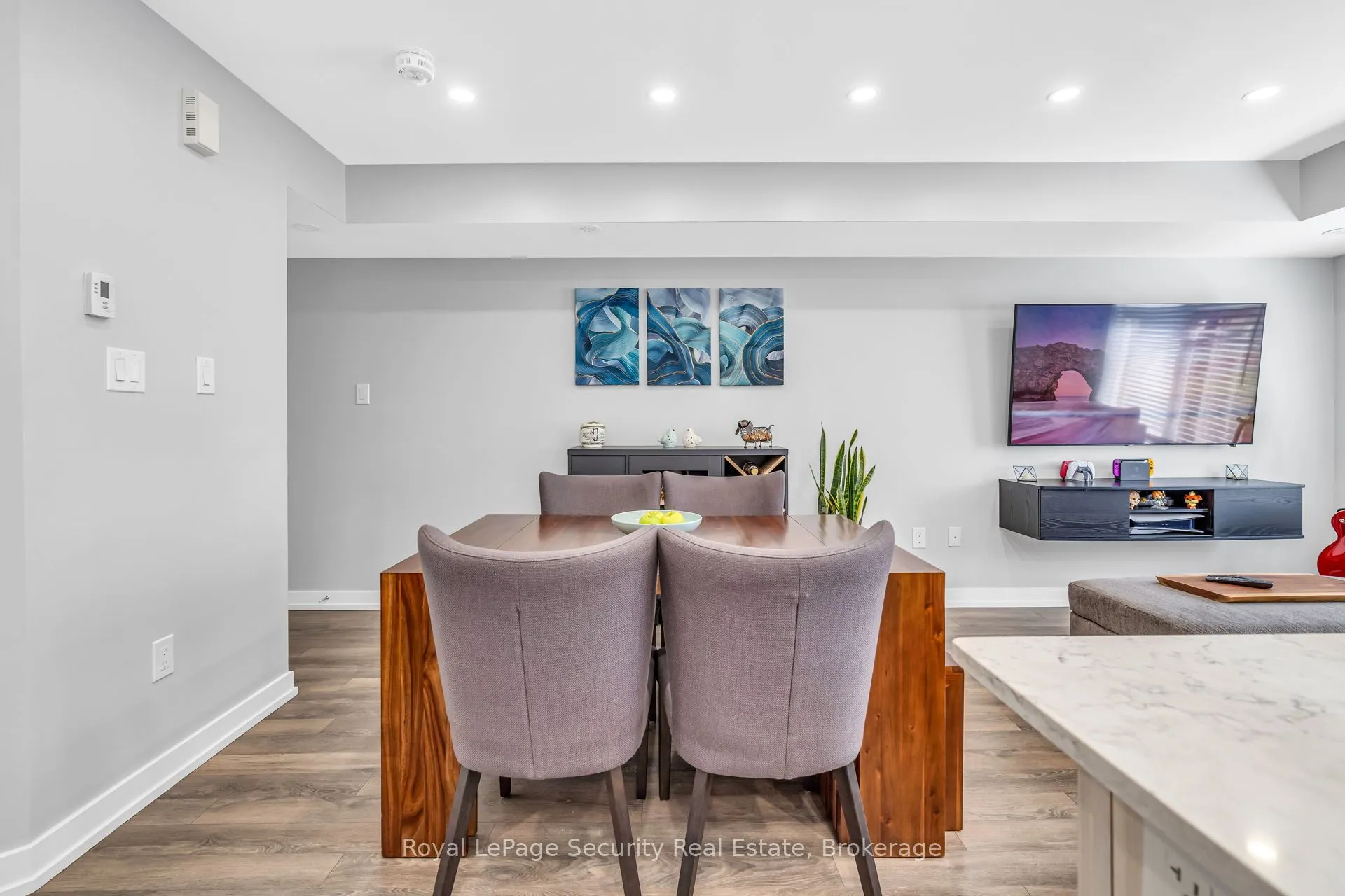 2315 Sheppard Avenue W, #61