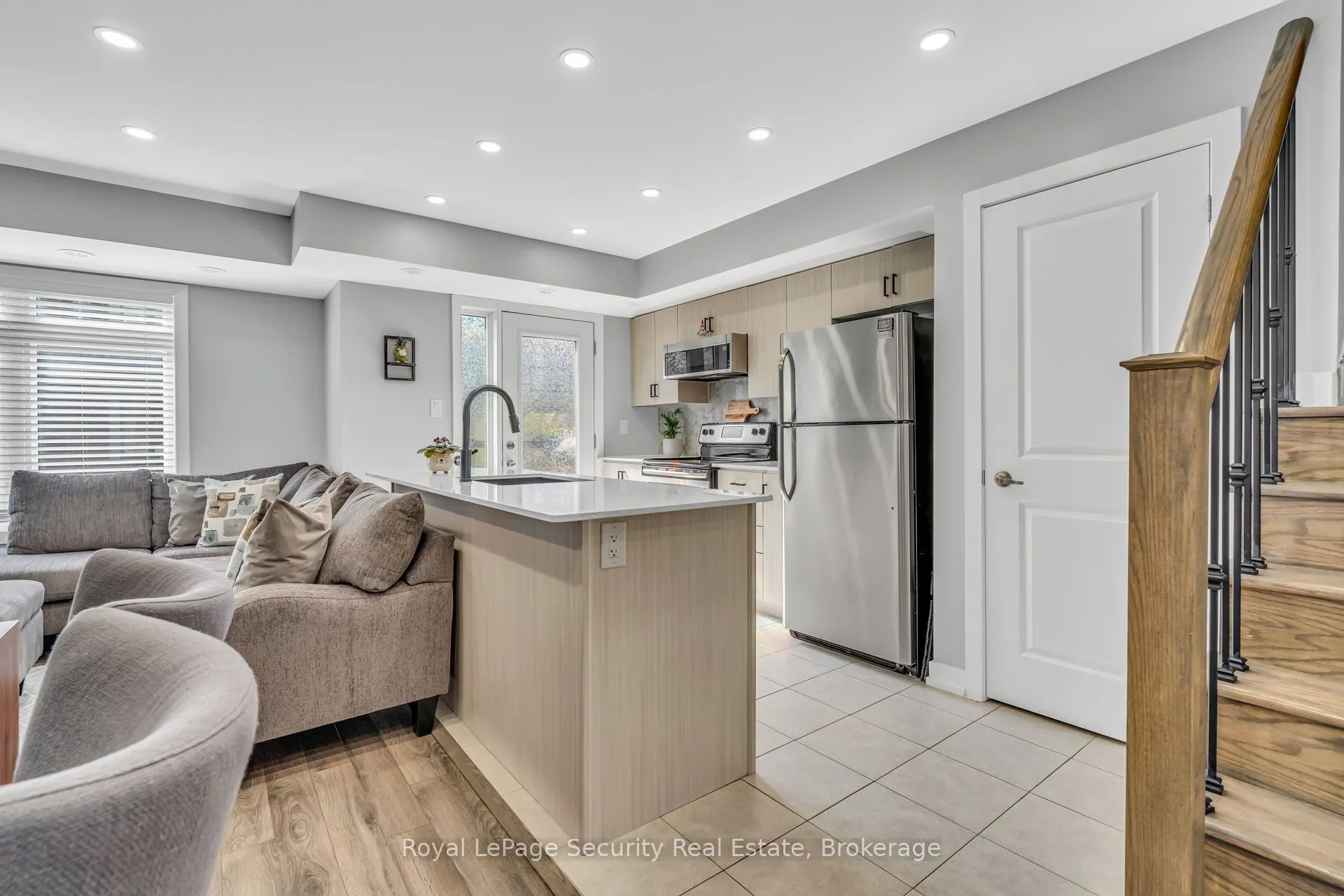 2315 Sheppard Avenue W, #61