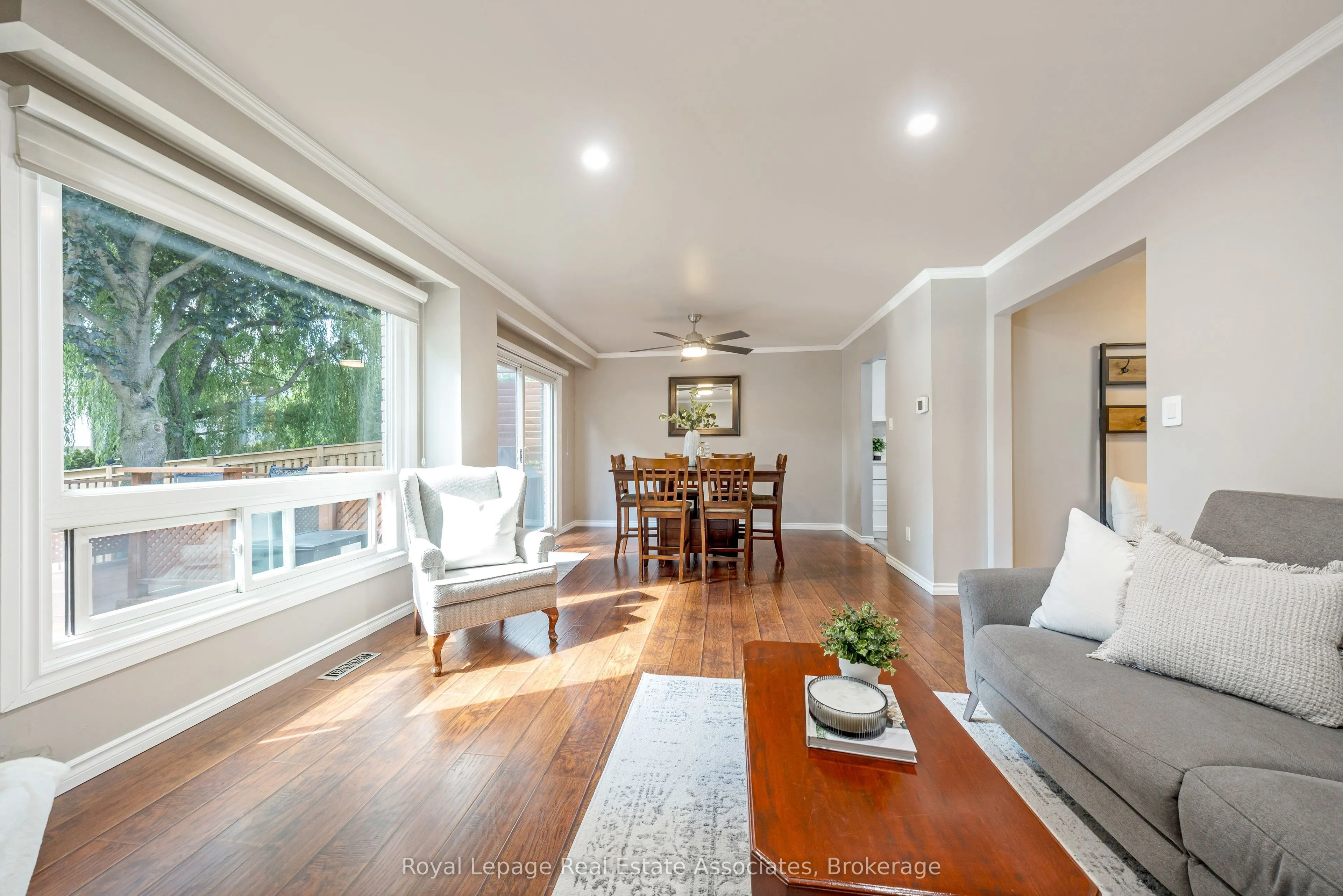 3104 Autumn Hill Crescent