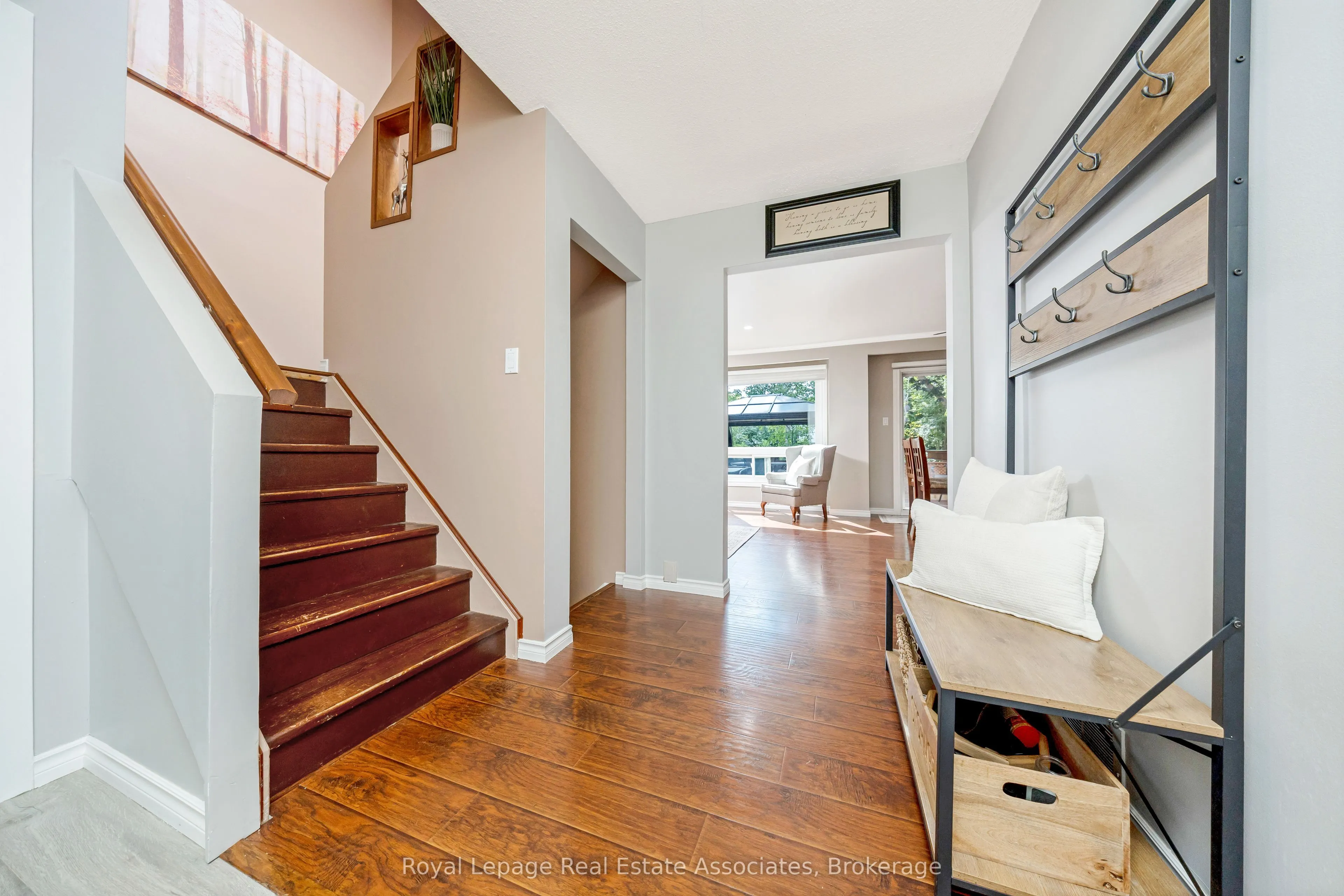 3104 Autumn Hill Crescent