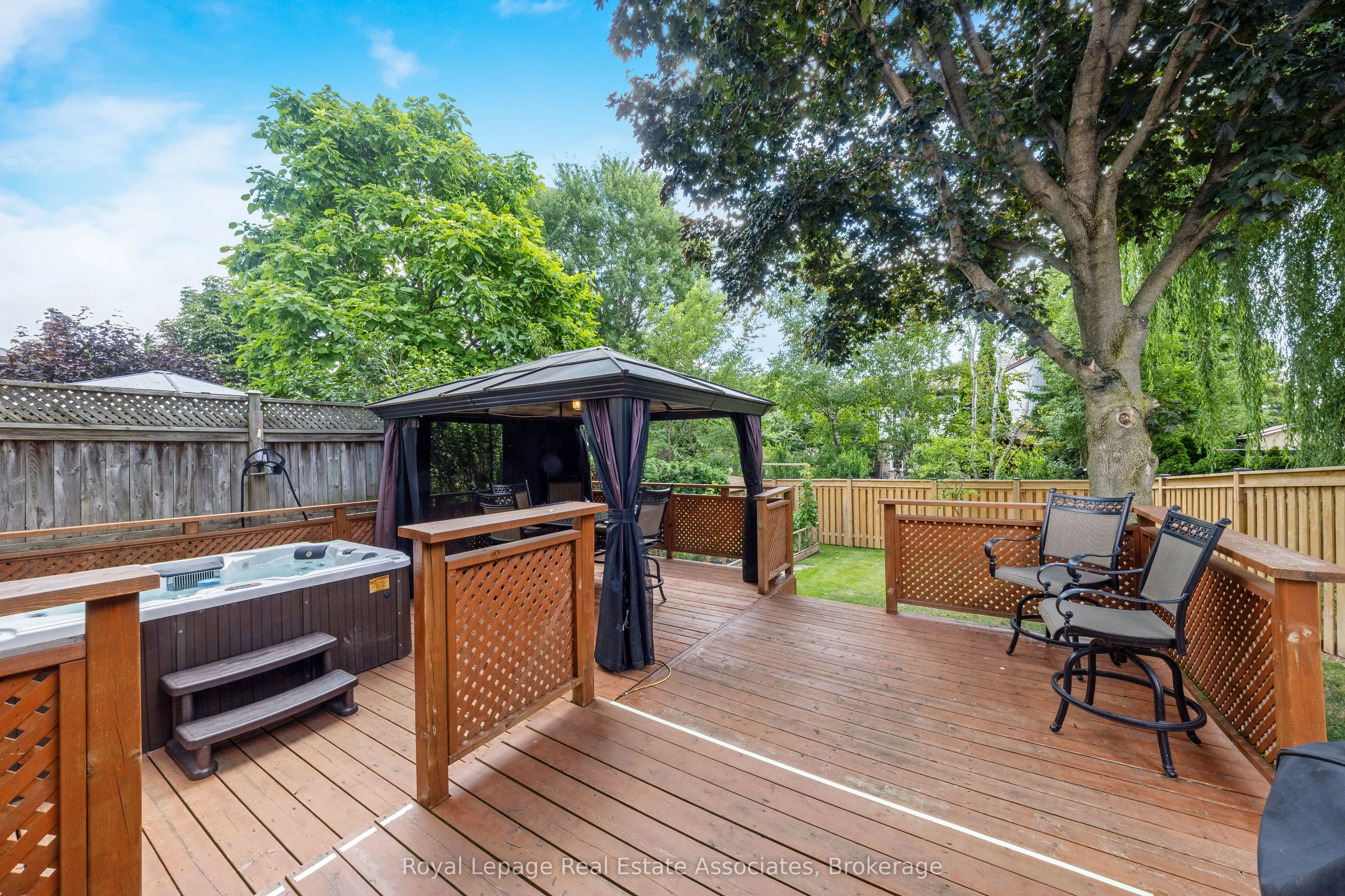 3104 Autumn Hill Crescent